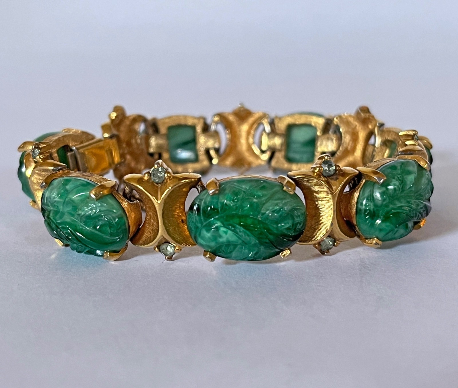 Vintage c1950s Joseph Mazer Goldtone and Green Glass/Crystals 7\ Vintage c1950s Joseph Mazer Goldtone and Green Glass/Crystals 7\