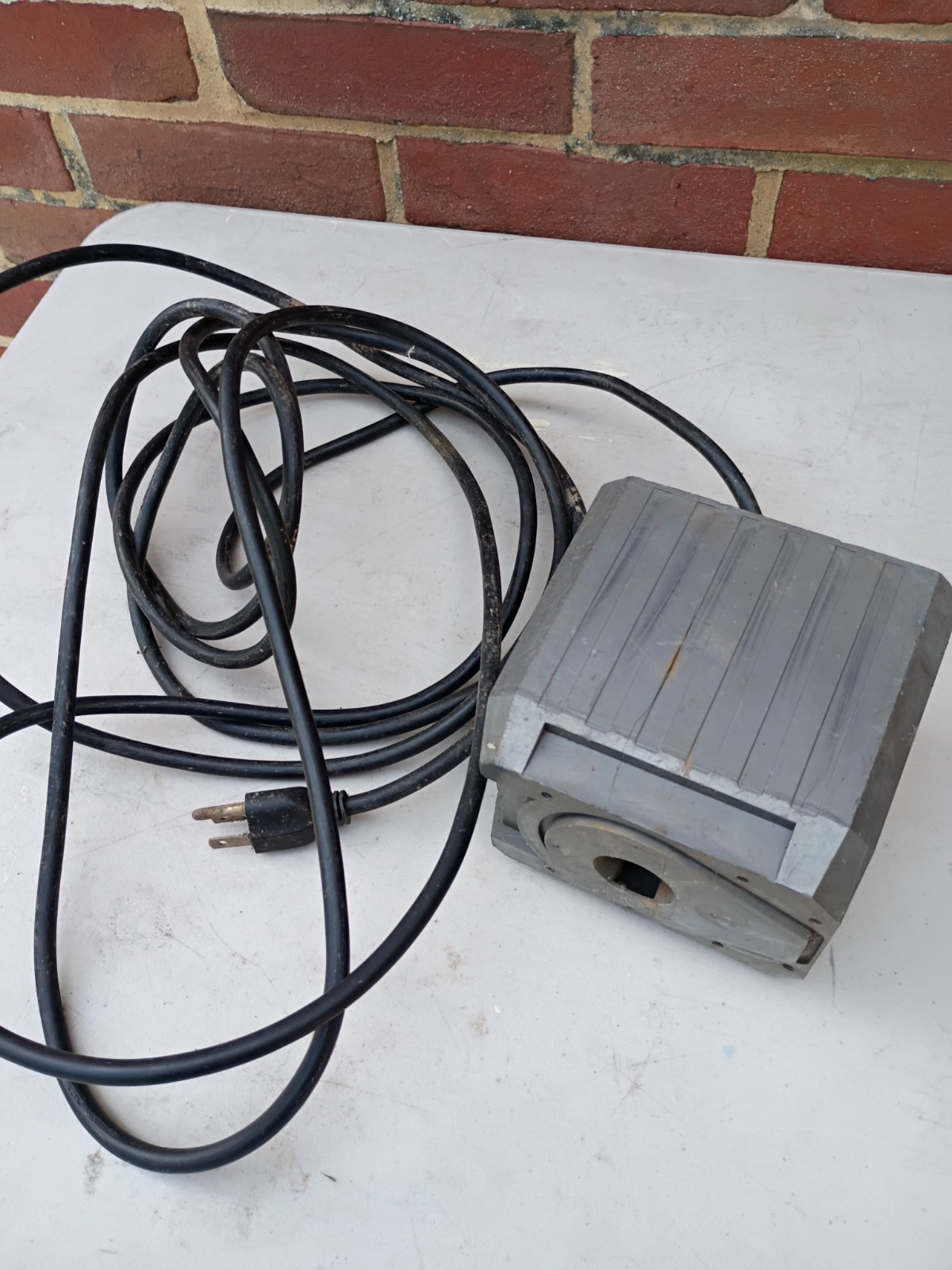 Danner Pondmaster Supreme Mag-Drive Model 24 Utility Pump 2400 GPH UNTESTED Danner Pondmaster Supreme Mag-Drive Model 24 Utility Pump 2400 GPH UNTESTED