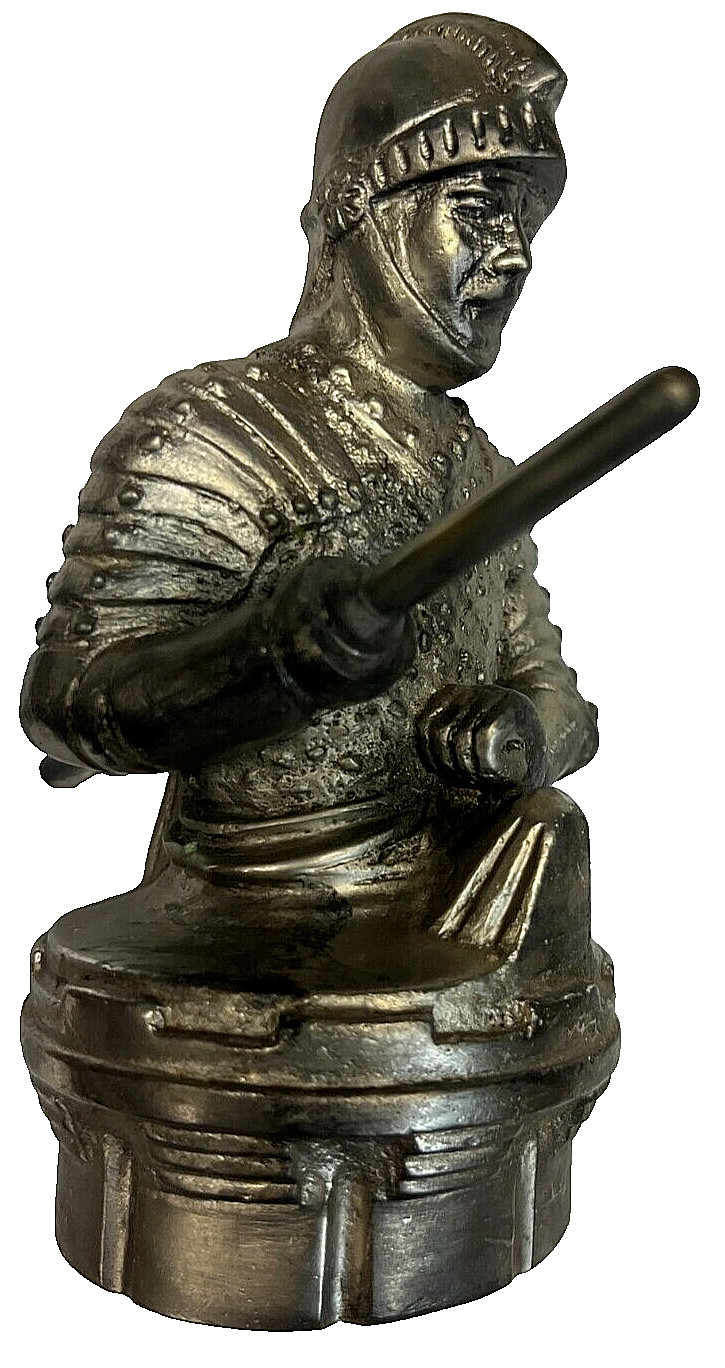1927-28 WILLYS KNIGHT MASCOT RADIATOR CAP