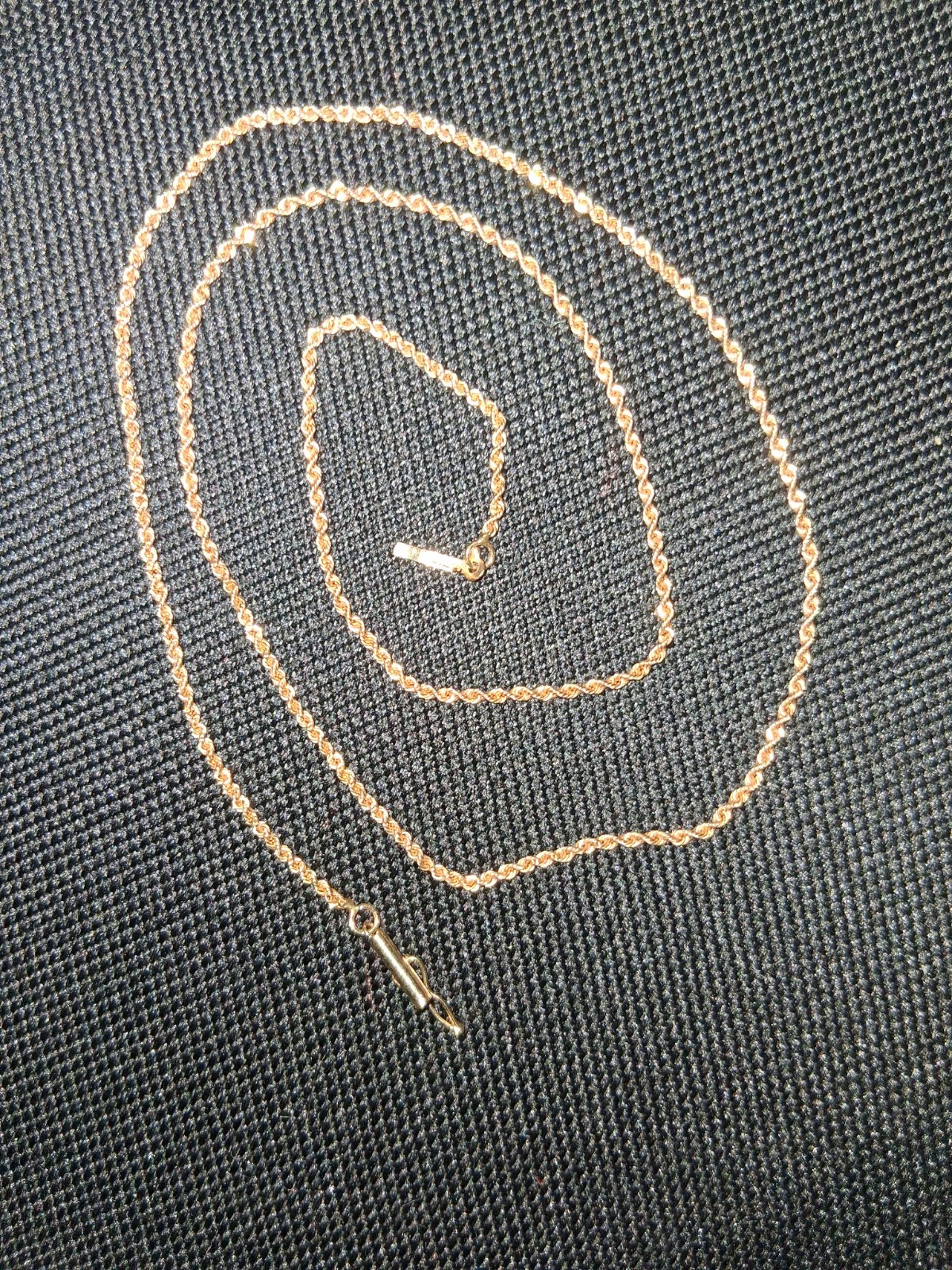 Vintage 14K Yellow Gold Diamond Cut Rope Chain Necklace 3g Barrel Clasp Vintage 14K Yellow Gold Diamond Cut Rope Chain Necklace 3g Barrel Clasp