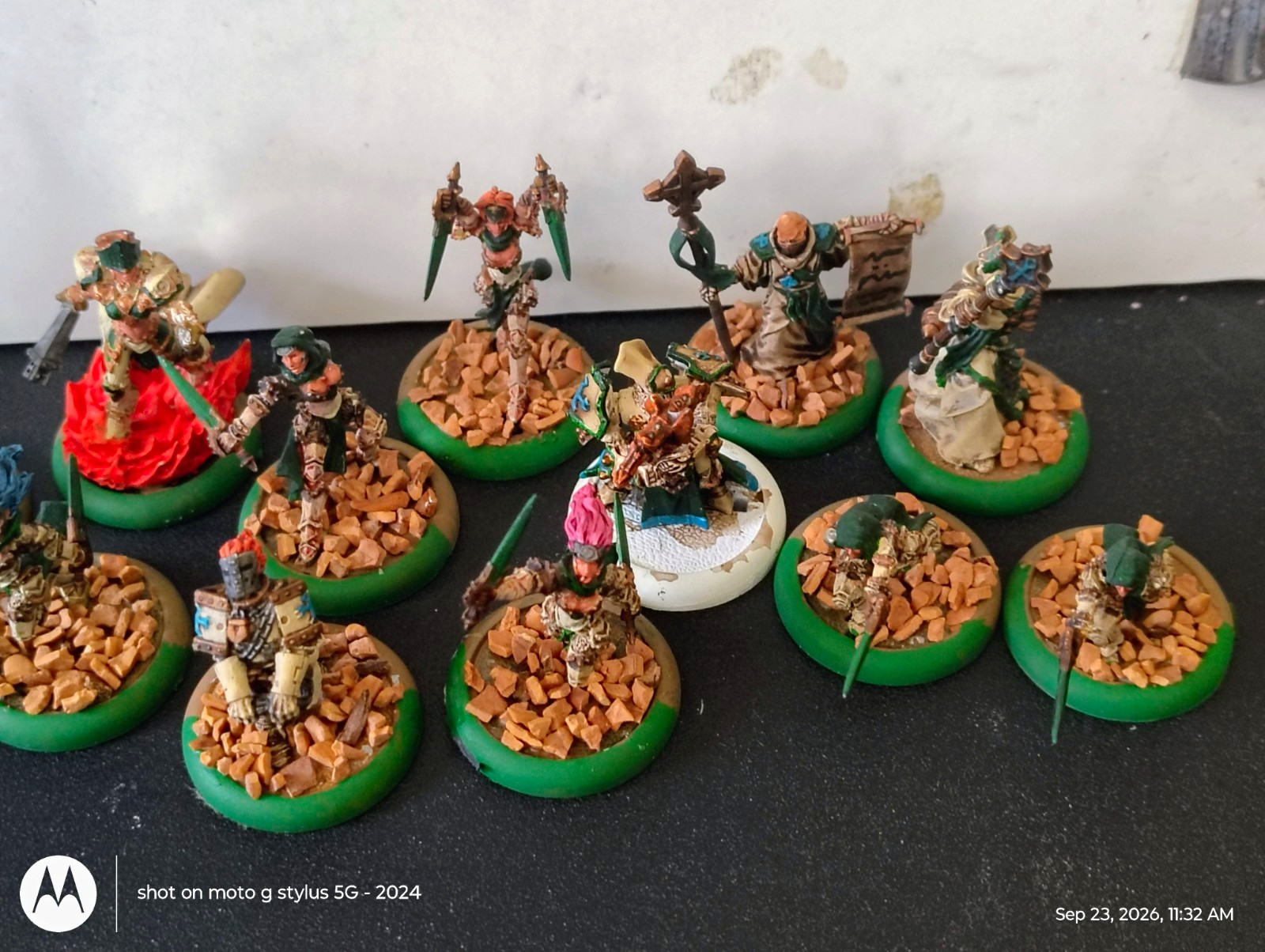 Lot of 10 Painted Tabletop Miniatures Warmachine Warhammer w/ Green Round Bases