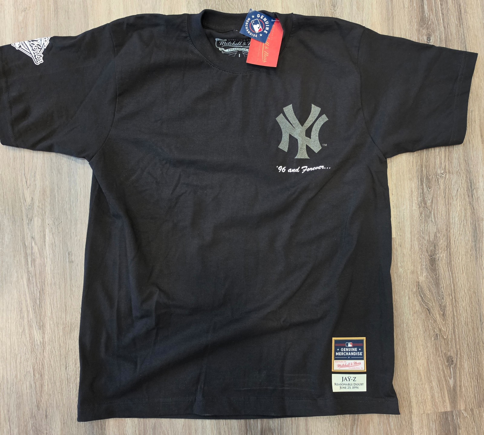 Jay-Z Reasonable Doubt Yankees Tee T-Shirt Size L Mitchell & Ness Authentic NWT Jay-Z Reasonable Doubt Yankees Tee T-Shirt Size L Mitchell & Ness Authentic NWT