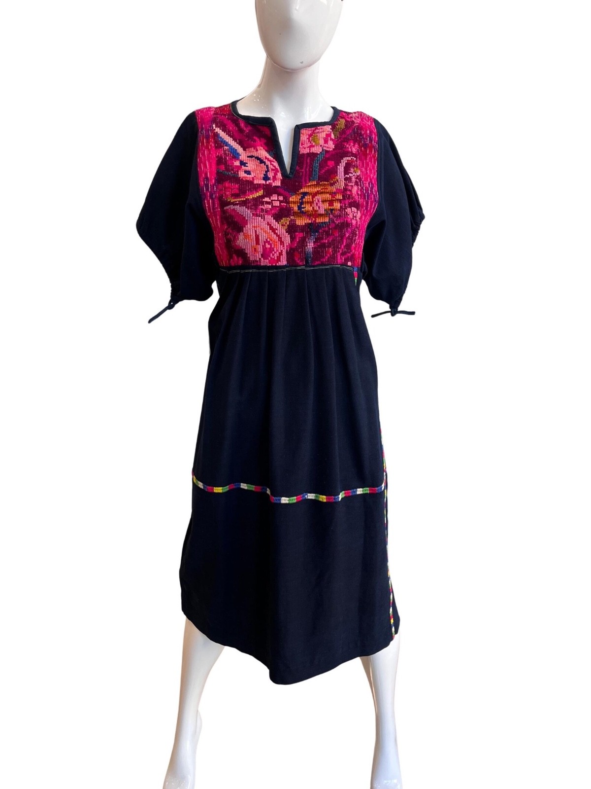 Vintage 70s Guatemalan Cotton Short Sleeve Hand Embroidered Dress - Size S
