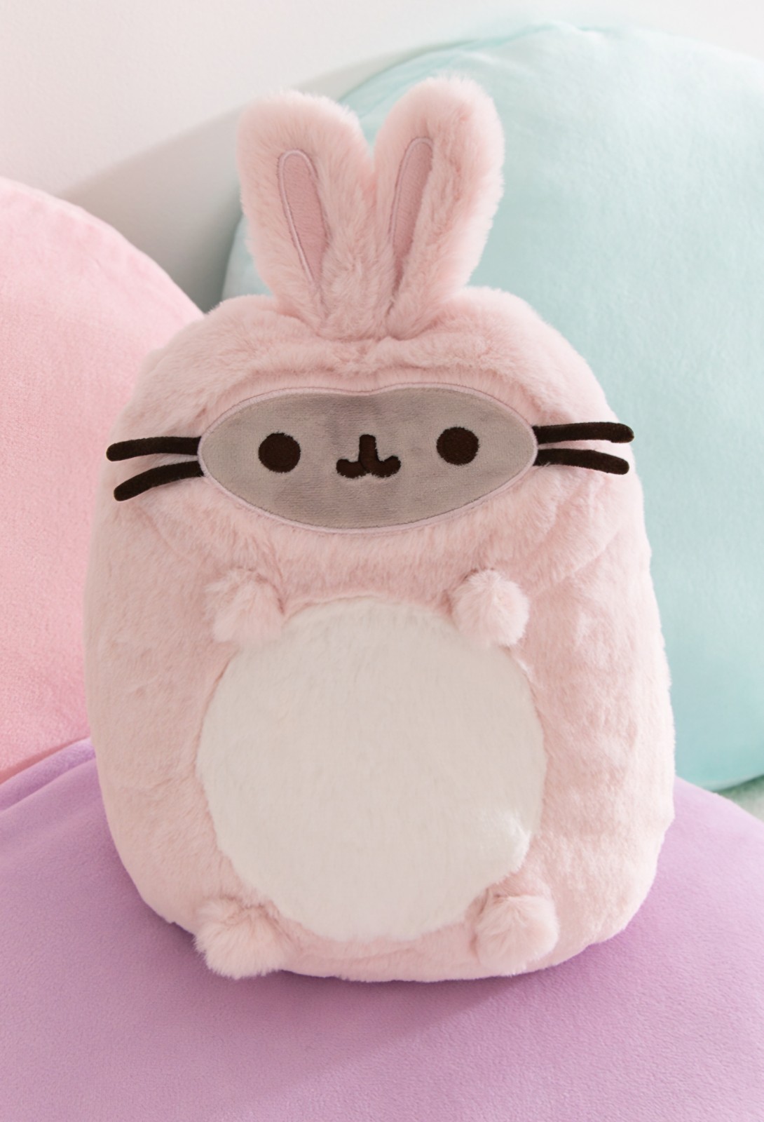 Pusheen Shop Exclusive Pink Fluffy Easter Bunny Plush NWT