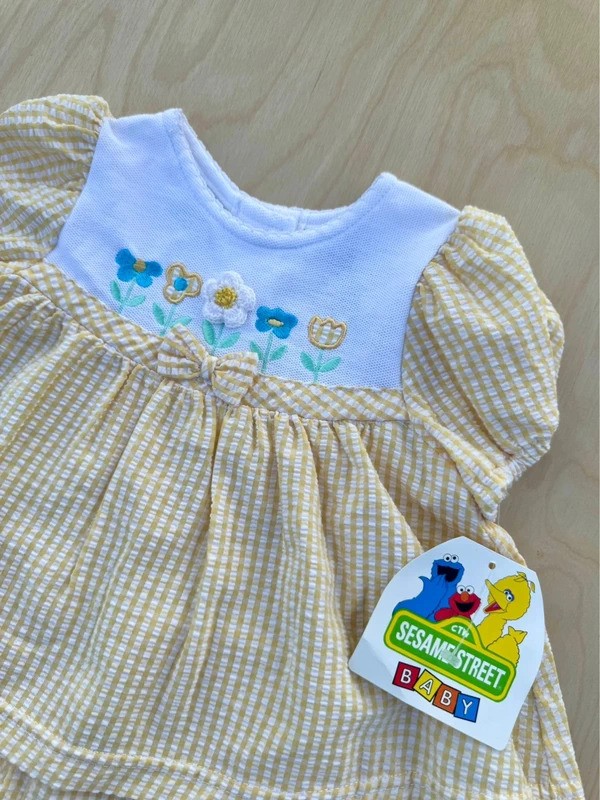 Sesame Street 6/9m vintage set Sesame Street 6/9m vintage set