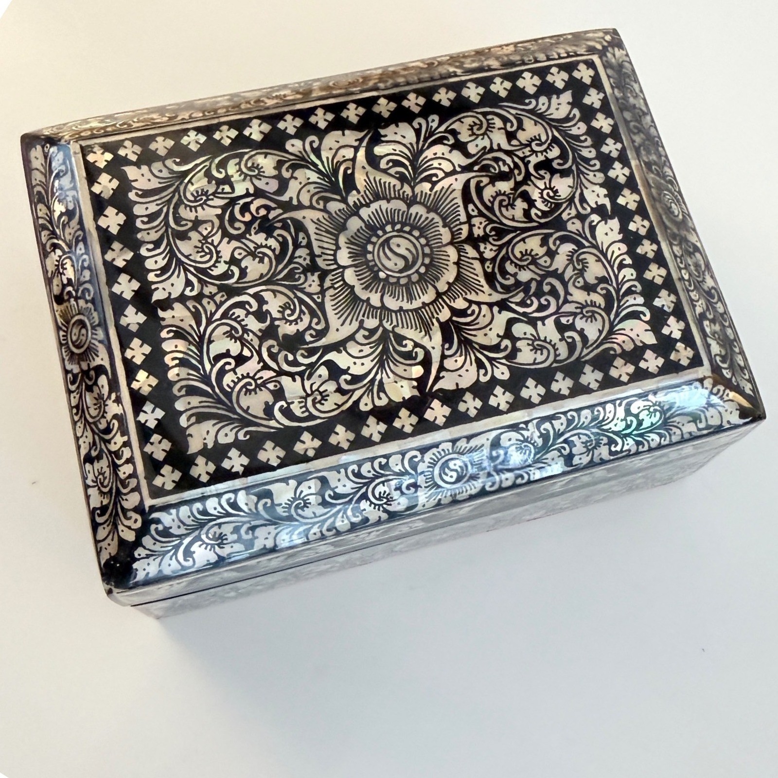 Vintage Mother of Pearl Inlay Lacquer Jewelry Box Floral Red Velvet Lining Vintage Mother of Pearl Inlay Lacquer Jewelry Box Floral Red Velvet Lining