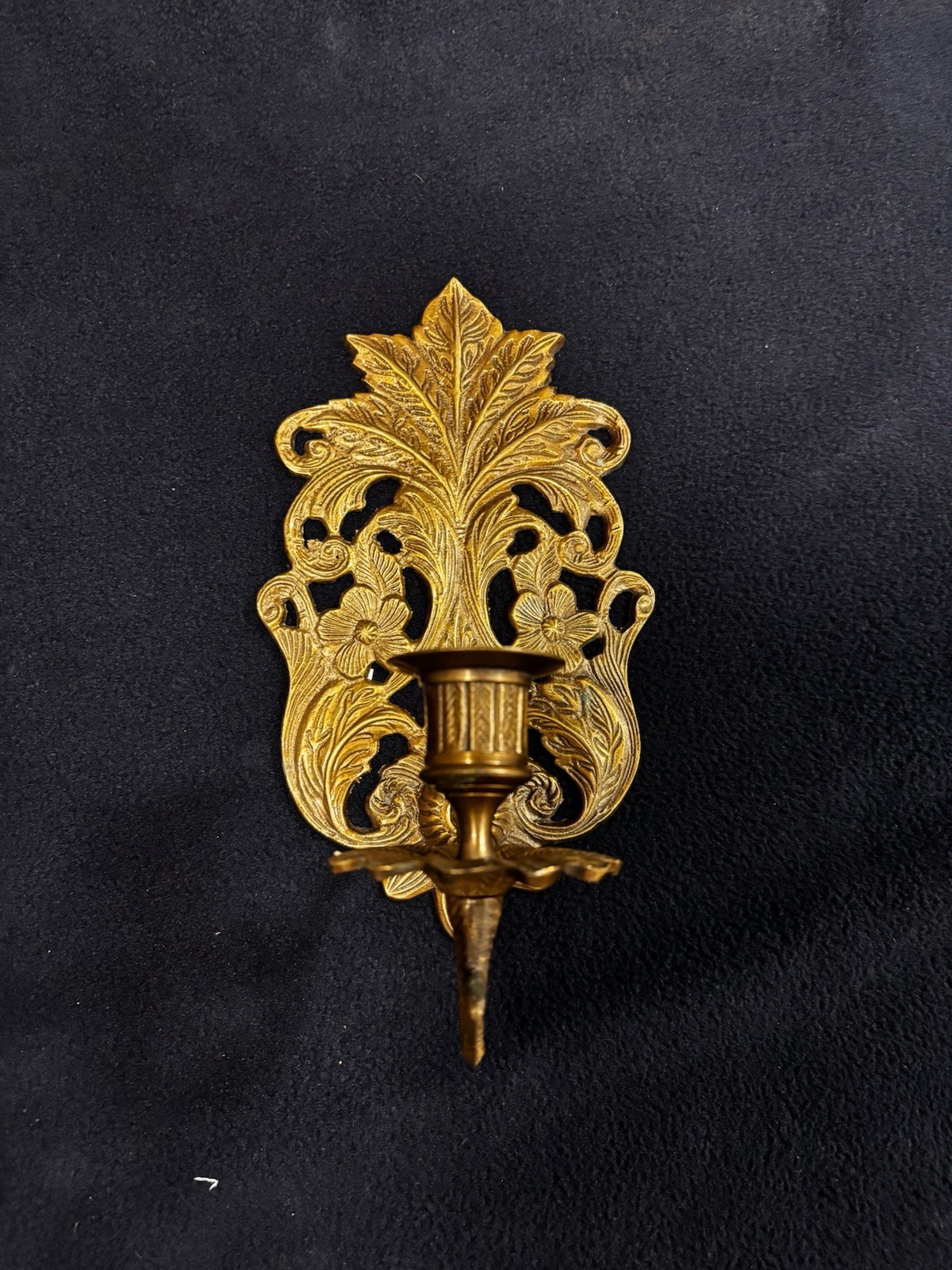 Wall-Mounted Metal Wall Sconce Candle Holder, Brass Finish Floral, 9 in x 5 in