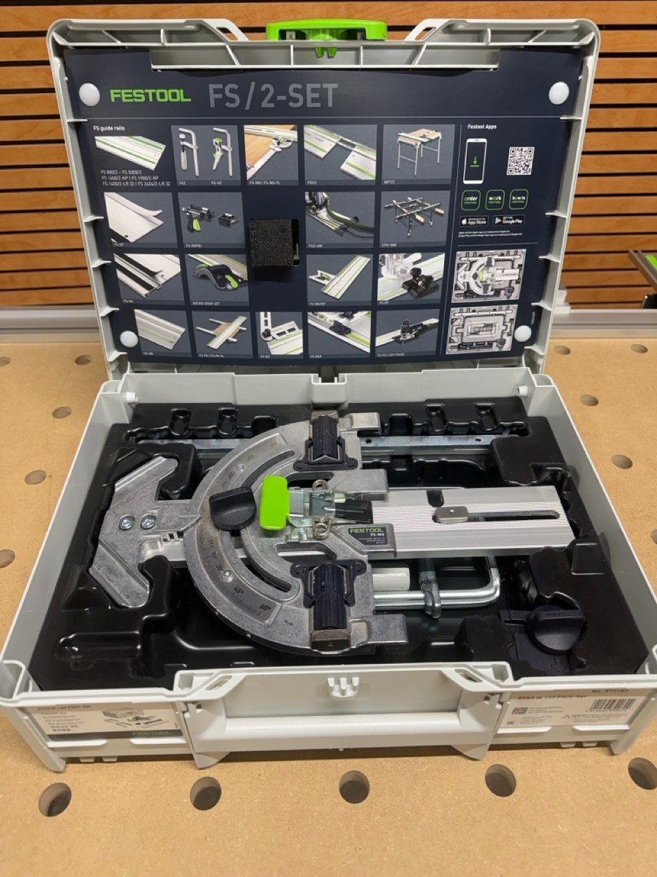 Festool 577157 Guide Rail Accessories Kit SYS3 M 137 FS/2-Set Festool 577157 Guide Rail Accessories Kit SYS3 M 137 FS/2-Set