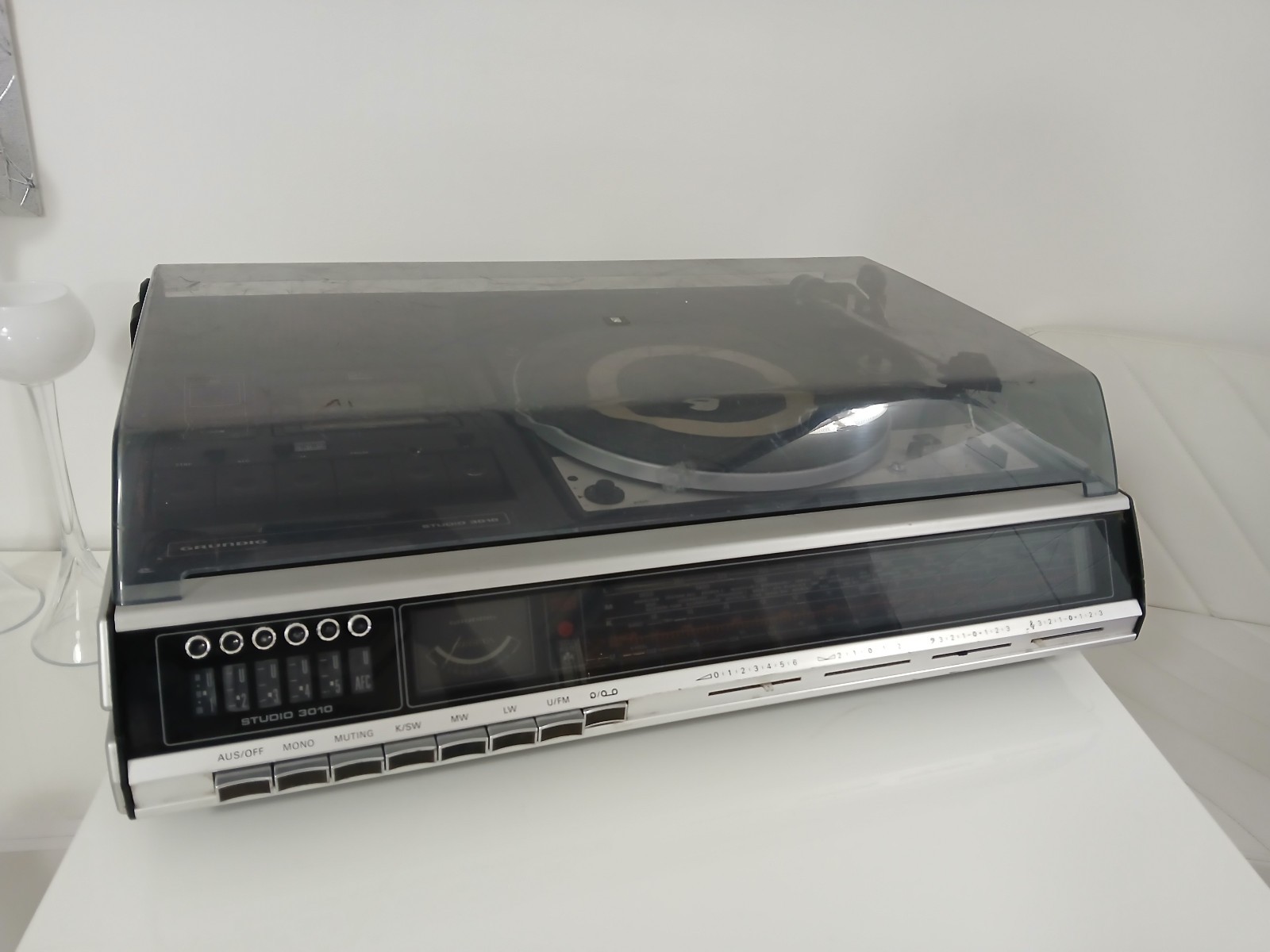 Grundig Studio 3010 Vintage Music Center Hifi Stereo Cassette Radio Turntable