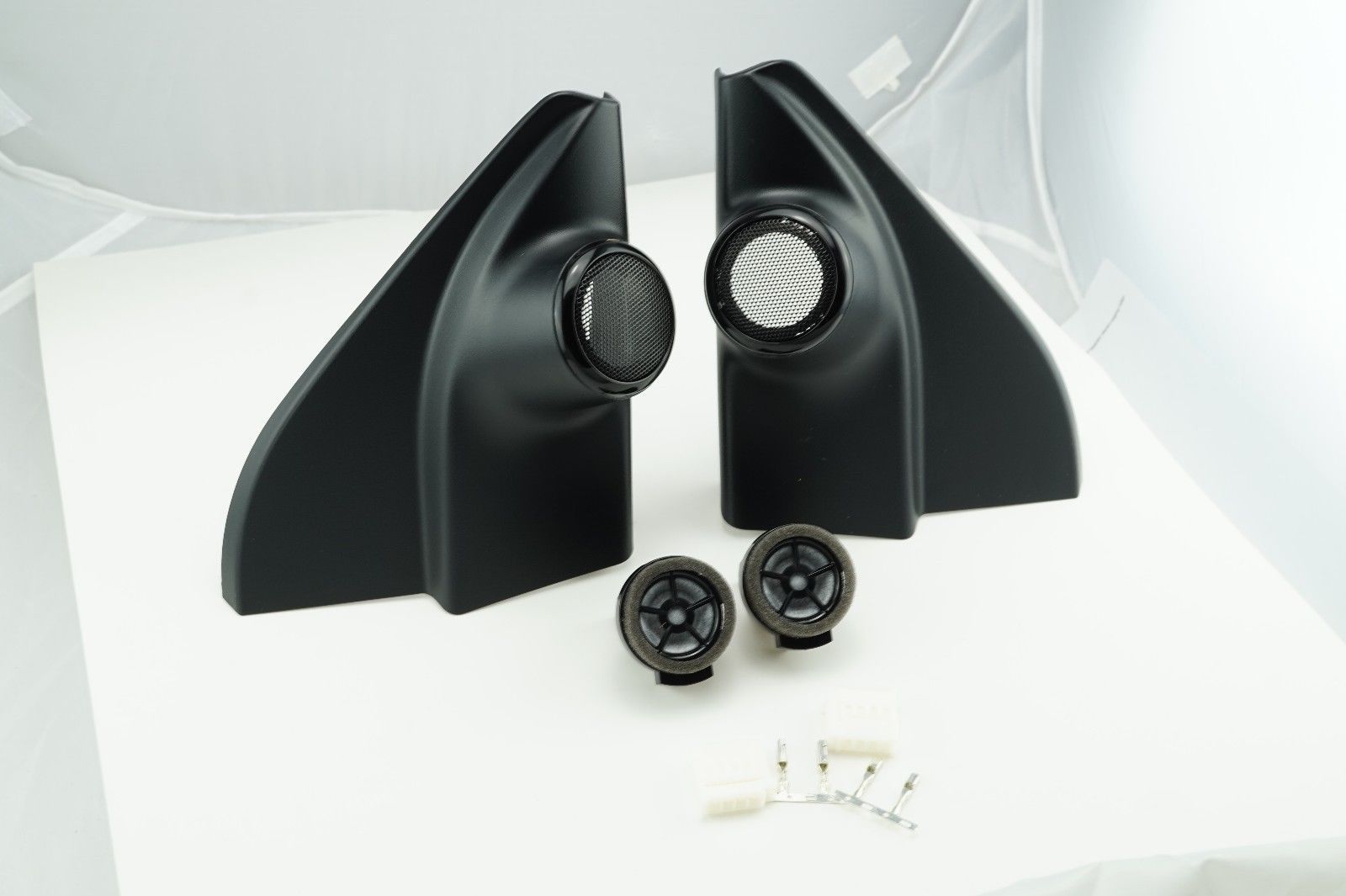 GENUINE 2X20W TWEETER SPEAKERS WITH COVER LH+RH FOR TOYOTA NEW FORTUNER 2015-16