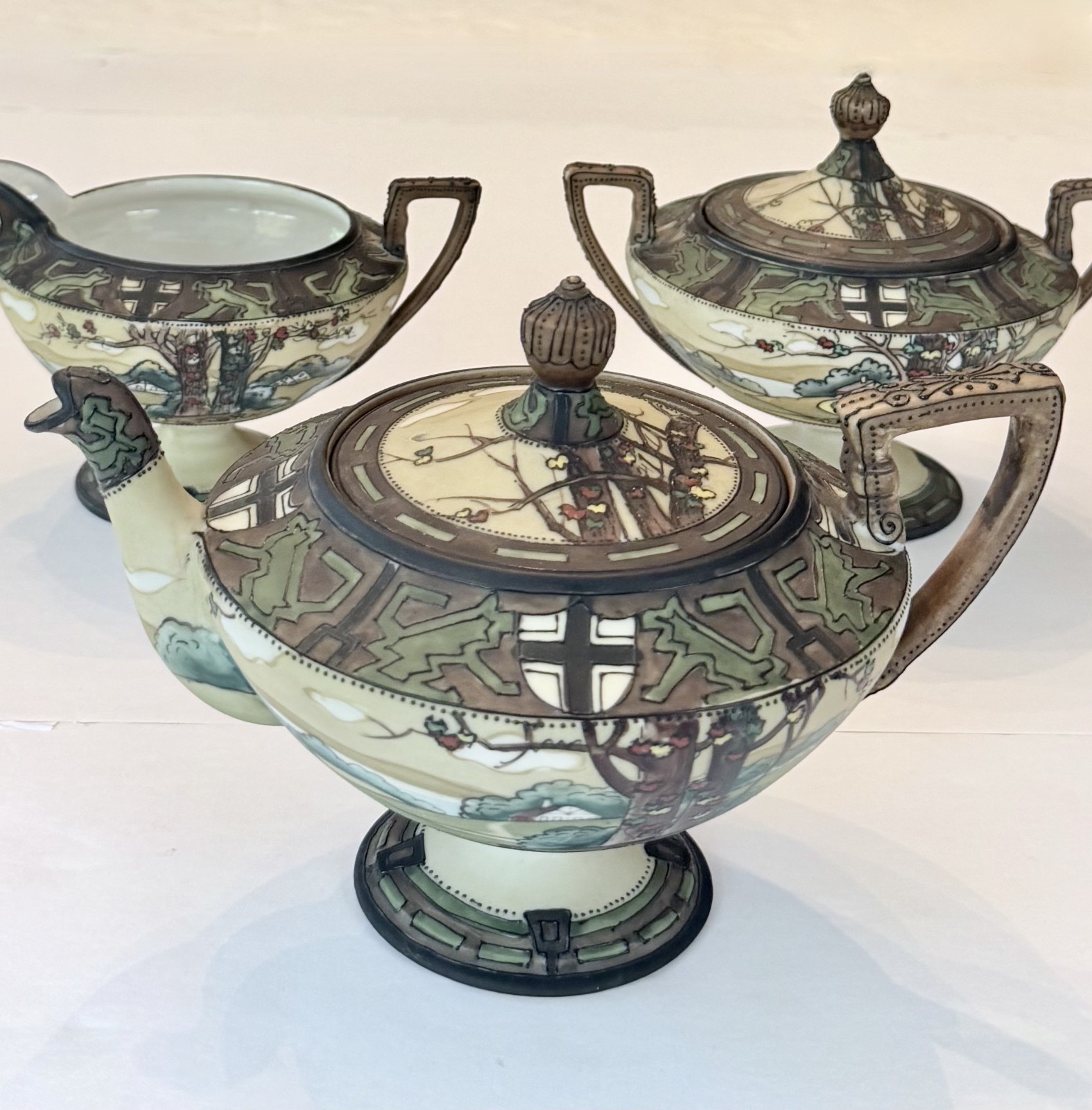 Rare nippon woodland teaset with moriage trim, excellent