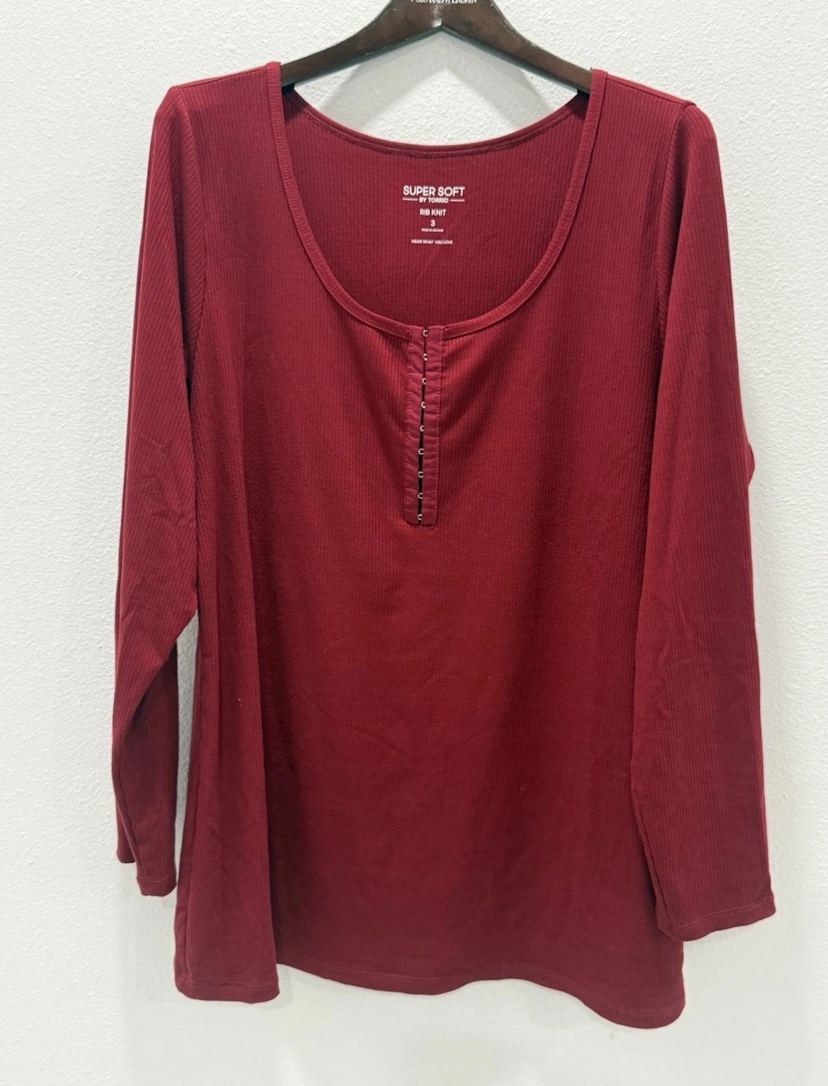 Torrid Super Soft Scoop Neck Long Sleeve Rib Knit Henley Shirt Size 3