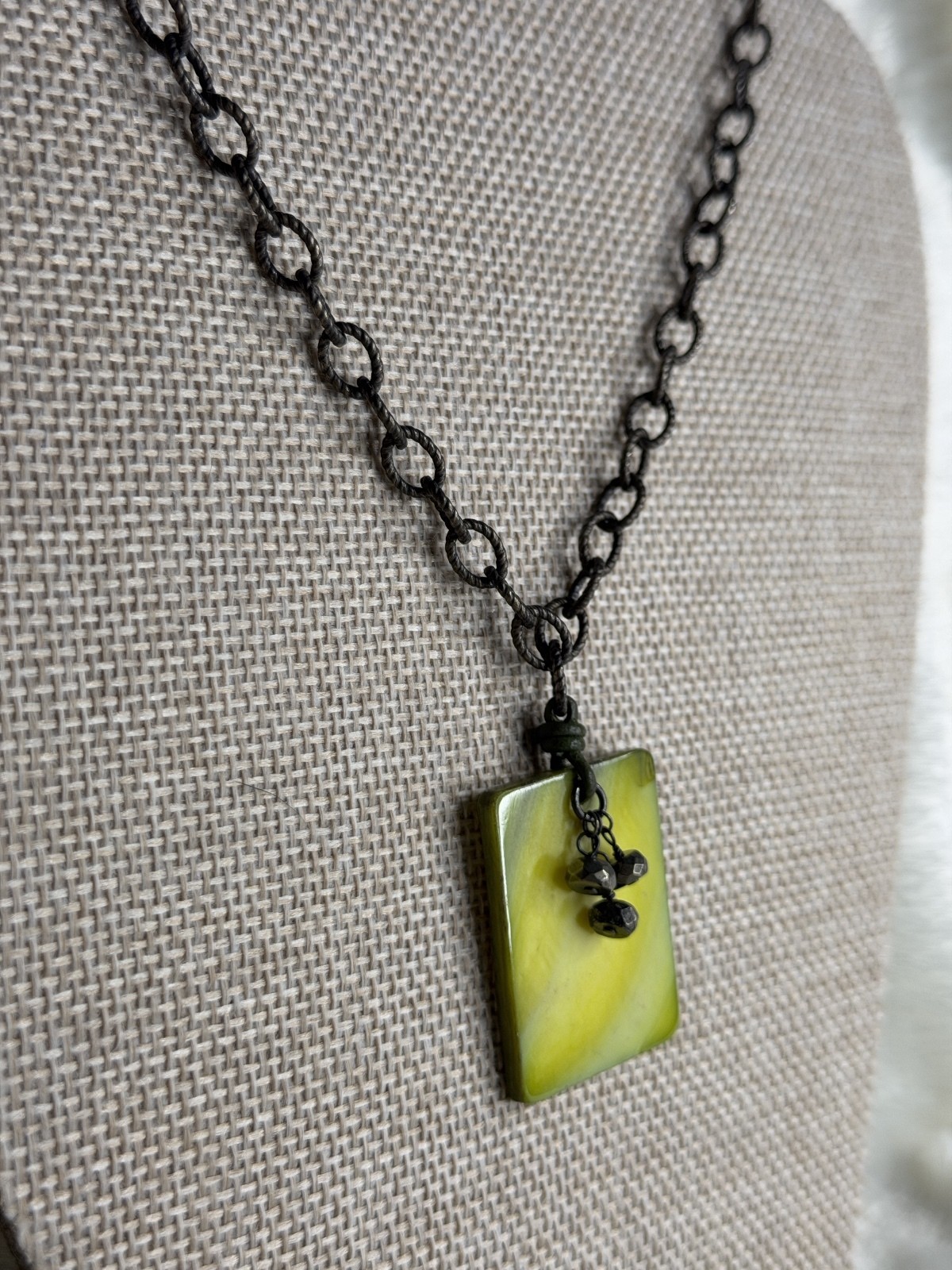 VTG Silpada Retired .925 Silver Chain Green Mother of Pearl Necklace N1133
