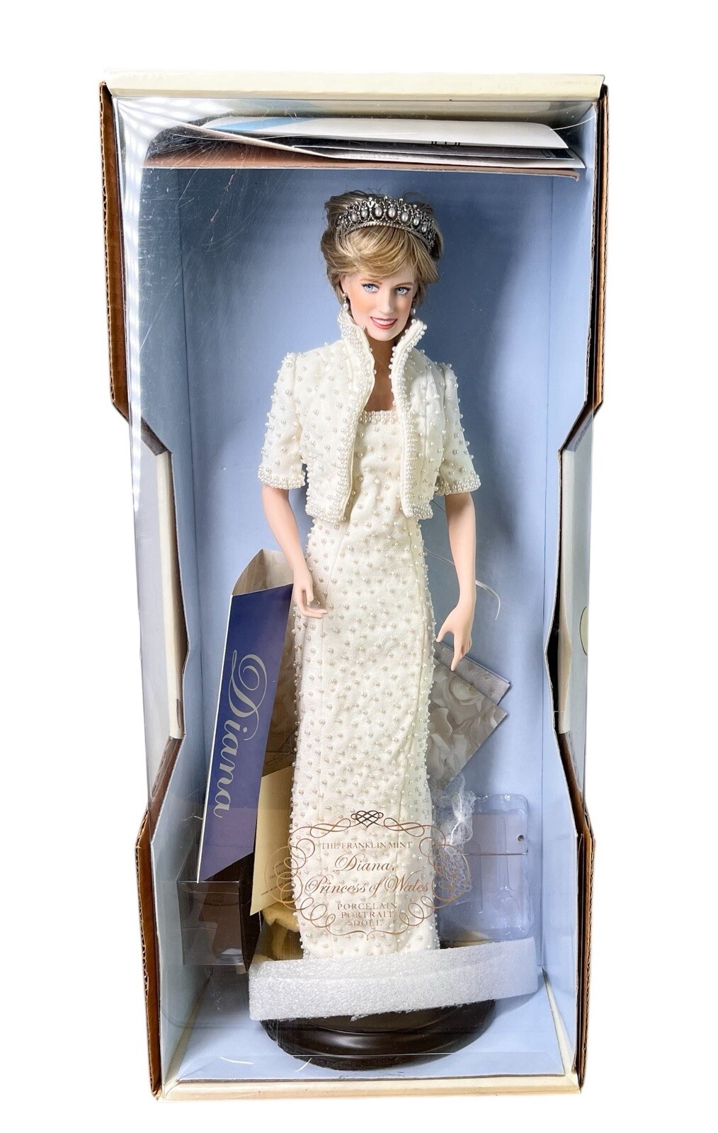 The Franklin Mint Diana Princess of Wales Porcelain Doll Pearl Dress New in Box