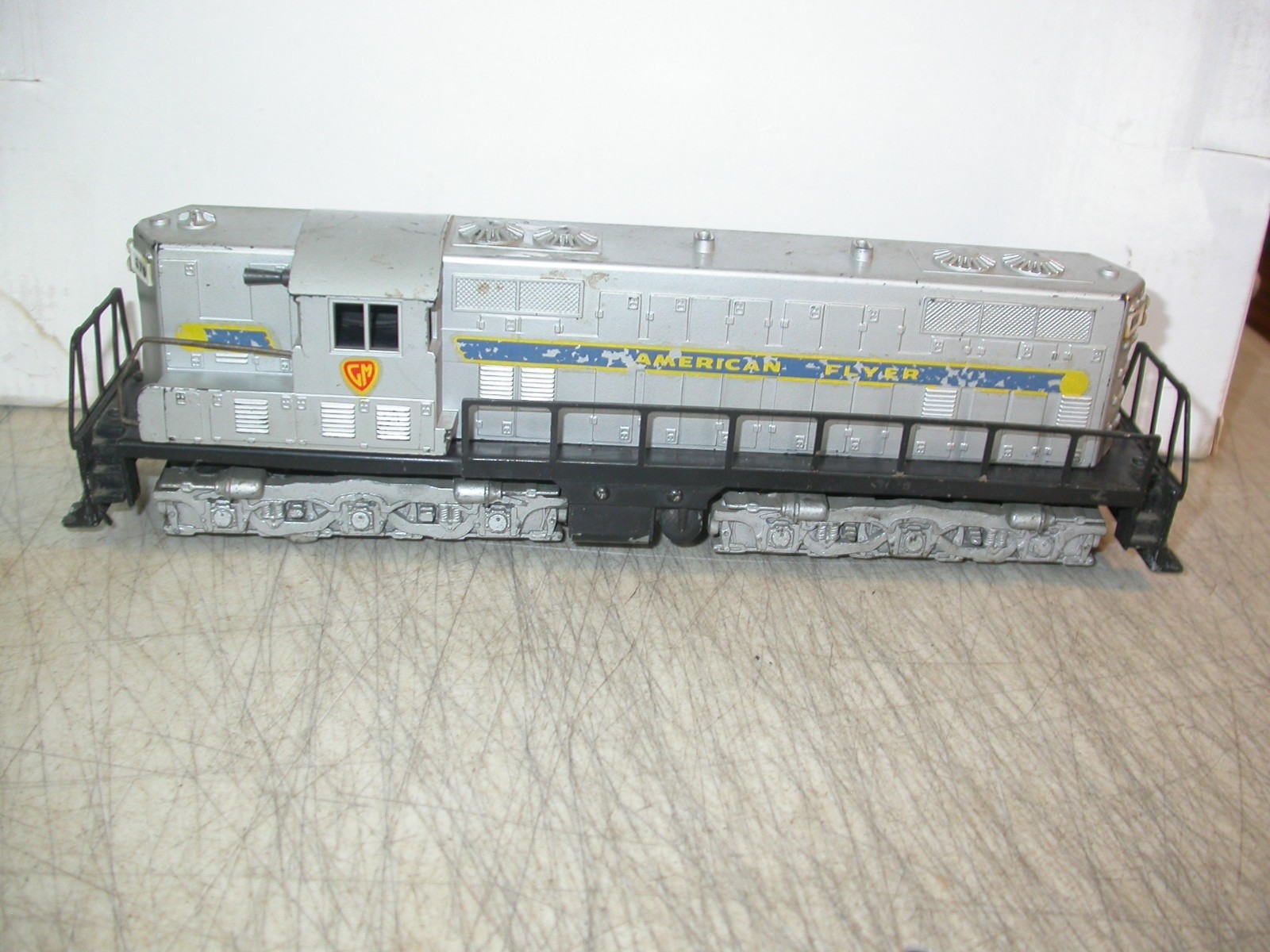 American Flyer S GM 370 GP-7 Diesel Locomotive Runs American Flyer S GM 370 GP-7 Diesel Locomotive Runs