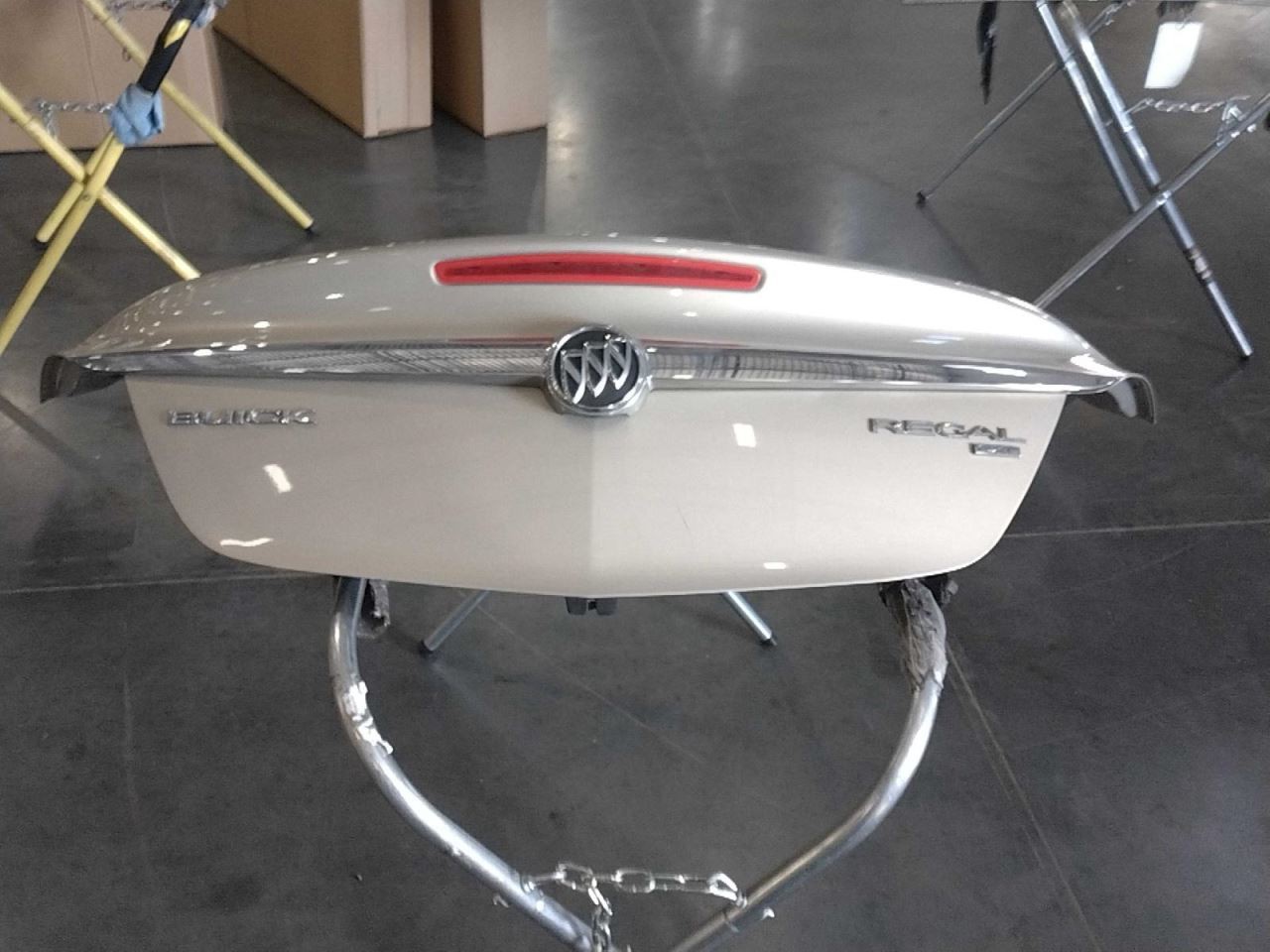 Trunk/Hatch/Tailgate Without Spoiler Fits 11-13 REGAL 650802