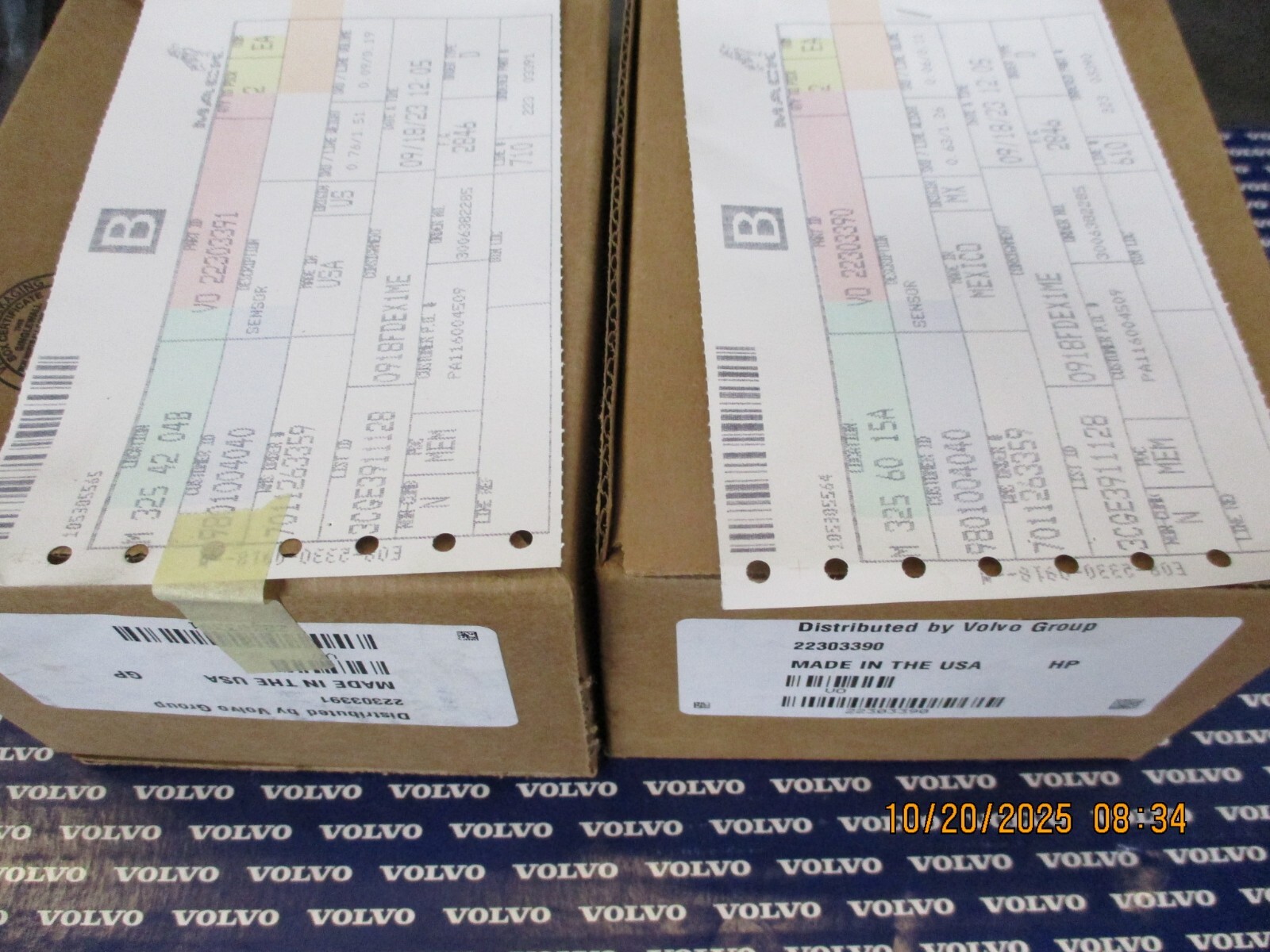 Genuine OEM VOLVO D13 inlet and outlet nox sensors 22303390 and 22303391 set 2 Genuine OEM VOLVO D13 inlet and outlet nox sensors 22303390 and 22303391 set 2