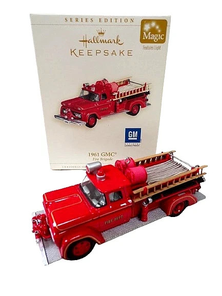 Hallmark 2006 1961 GMC Fire Truck Fire Brigade #4 Magic Light Keepsake-518-315
