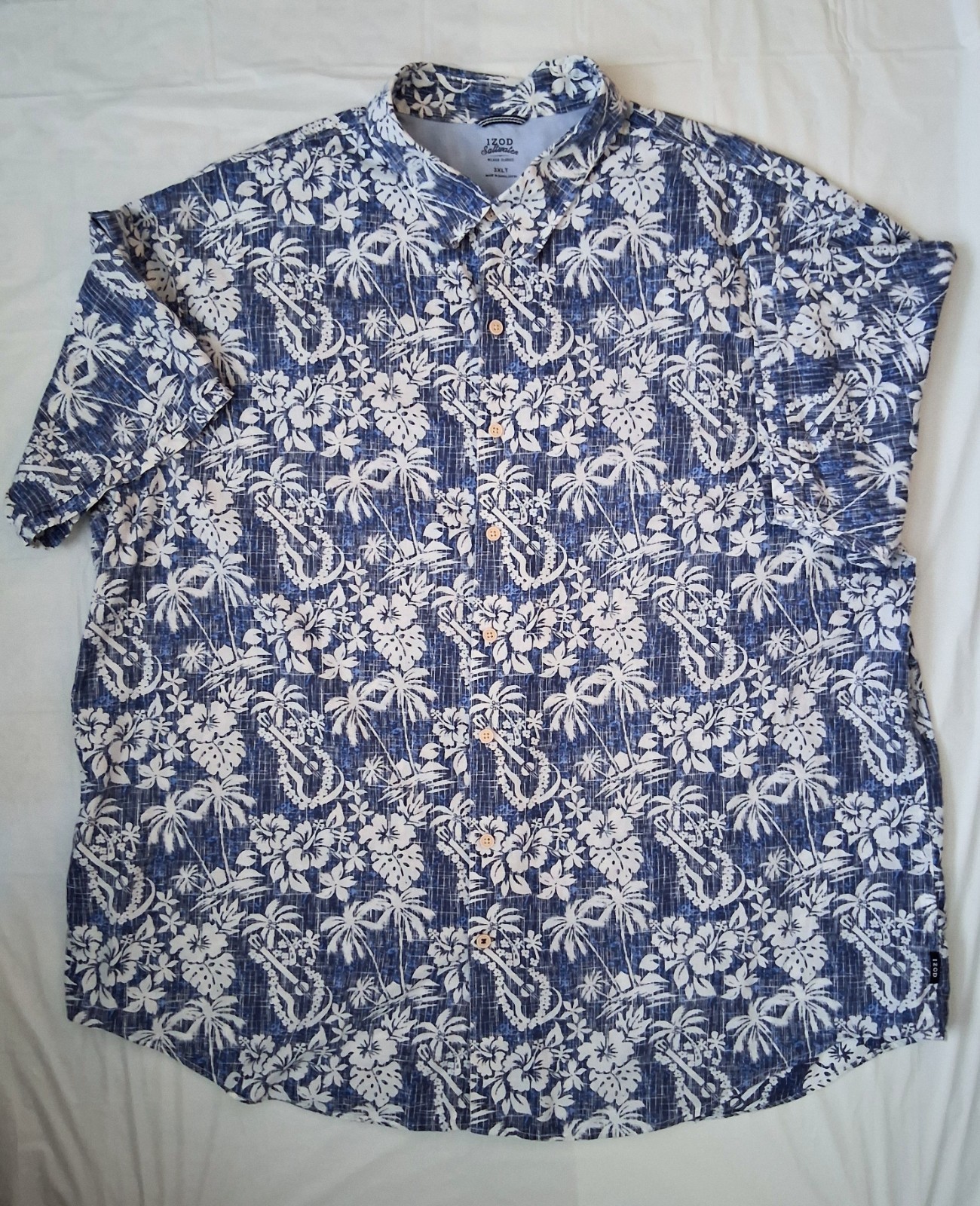 IZOD Saltwater Men\'s Sz XXXL Tall Hawaiian Floral Short Sleeve Button Up Shirt