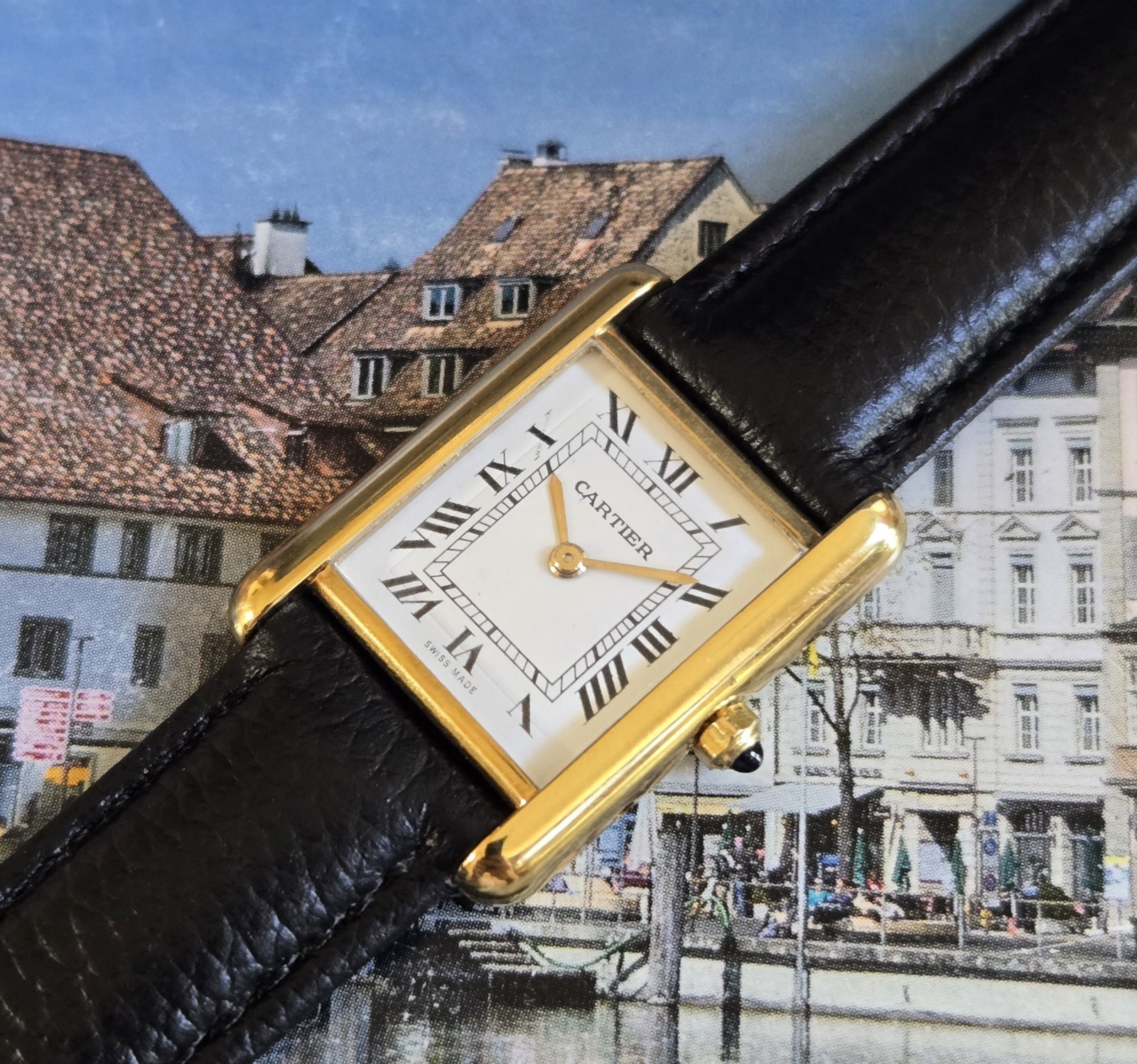 Authentic Ladies 1990\'s Vintage Cartier Tank Quartz  Classic and Clean