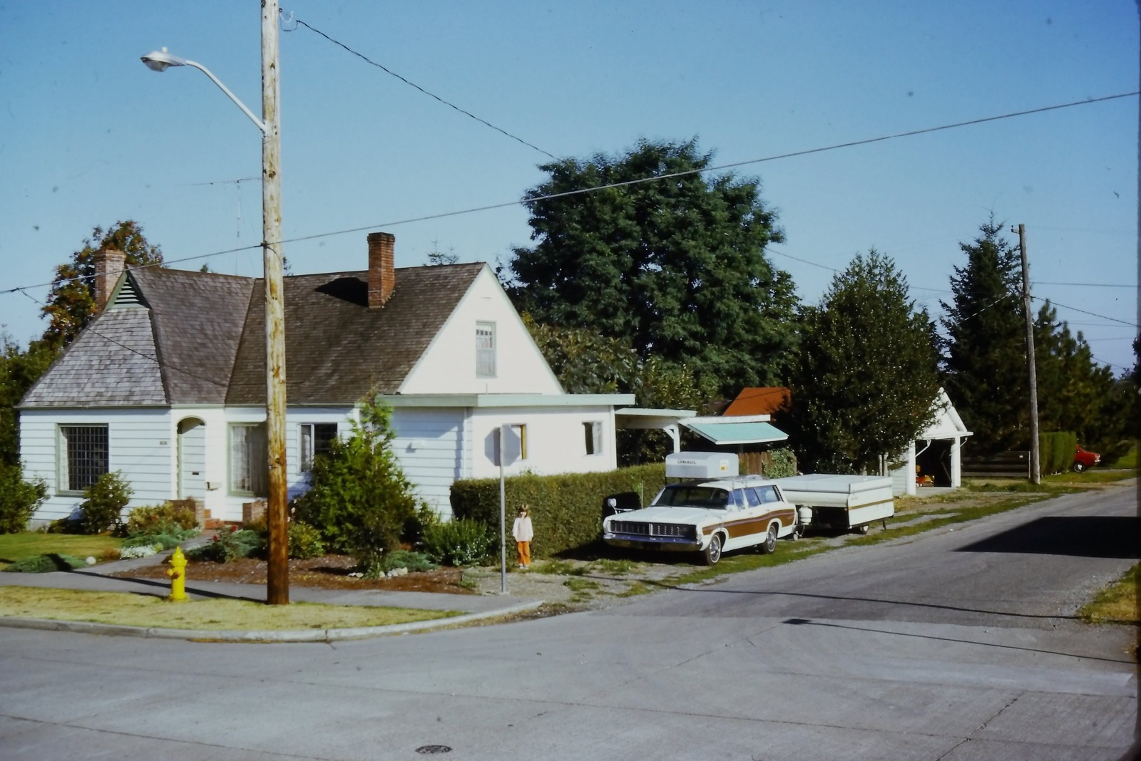 c1970's Kodachrome 35mm Slide, Suburban House, Station Wagon Camper American c1970's Kodachrome 35mm Slide, Suburban House, Station Wagon Camper American