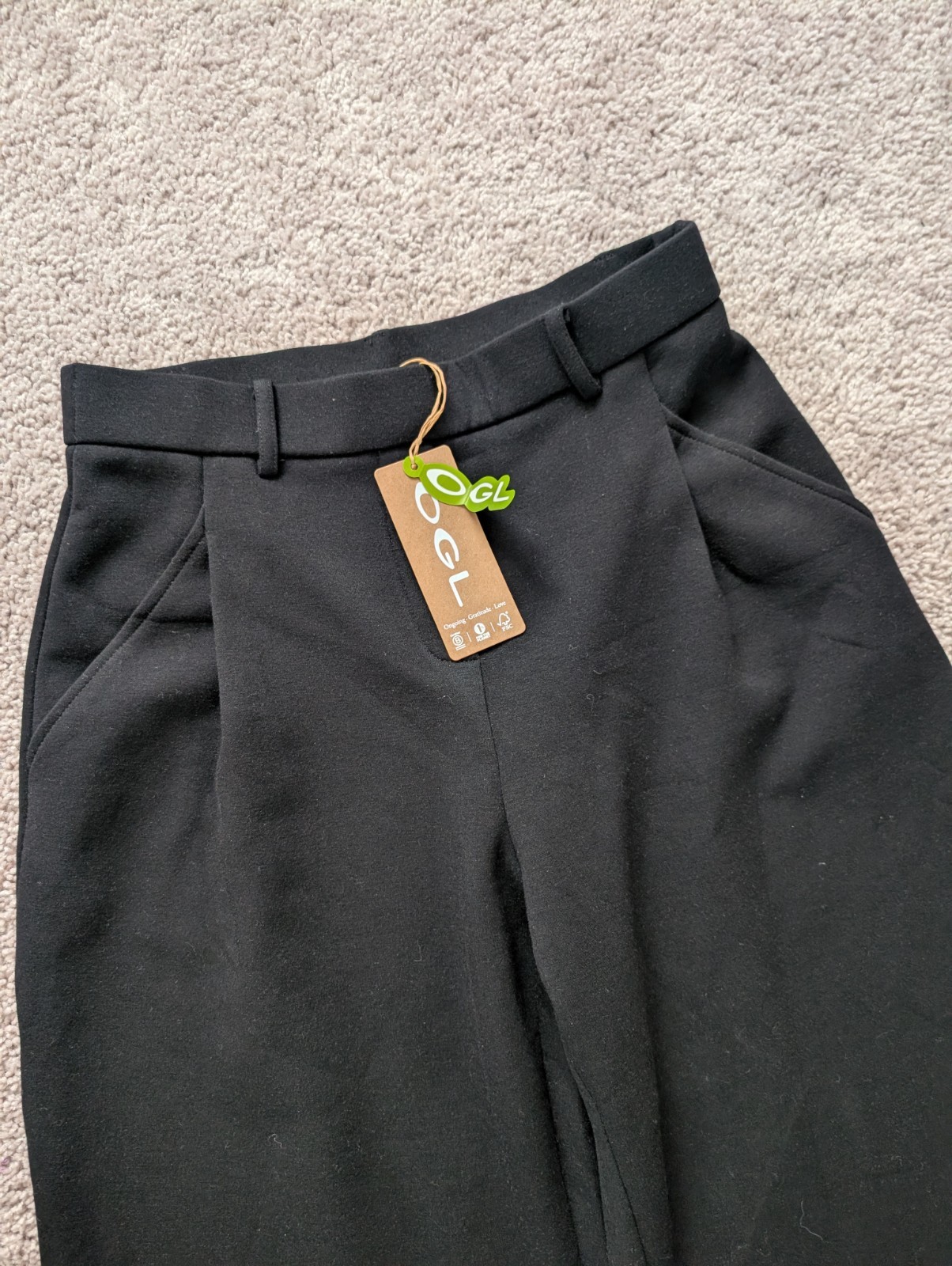 NWT OGL Pants Size Medium 29X29 High Rise Barrel Leg Black Pleated Cozy Knit