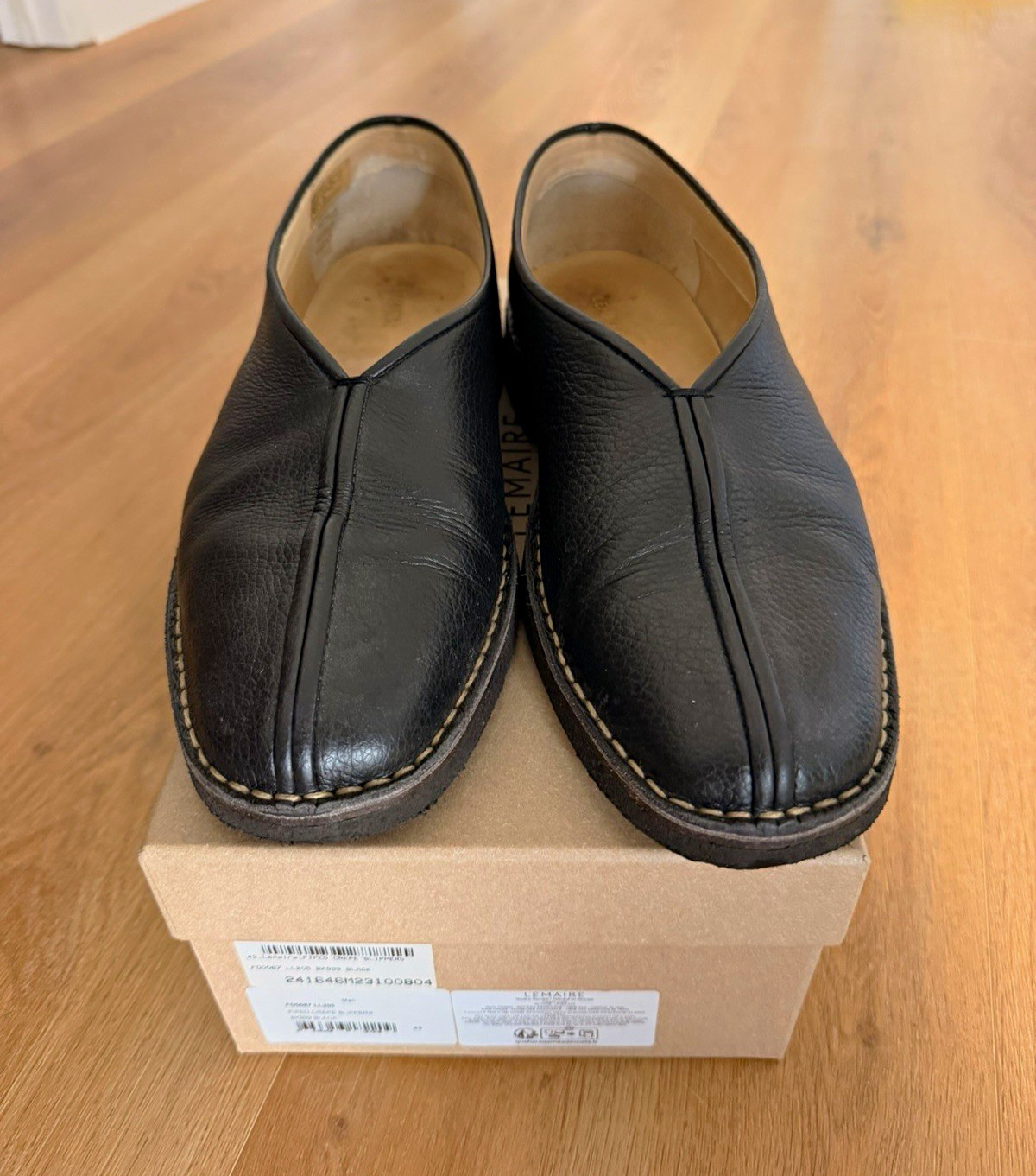 LEMAIRE Piped Crepe Slippers Black Leather Slip-On Men’s US 10 EU 43 LEMAIRE Piped Crepe Slippers Black Leather Slip-On Men’s US 10 EU 43