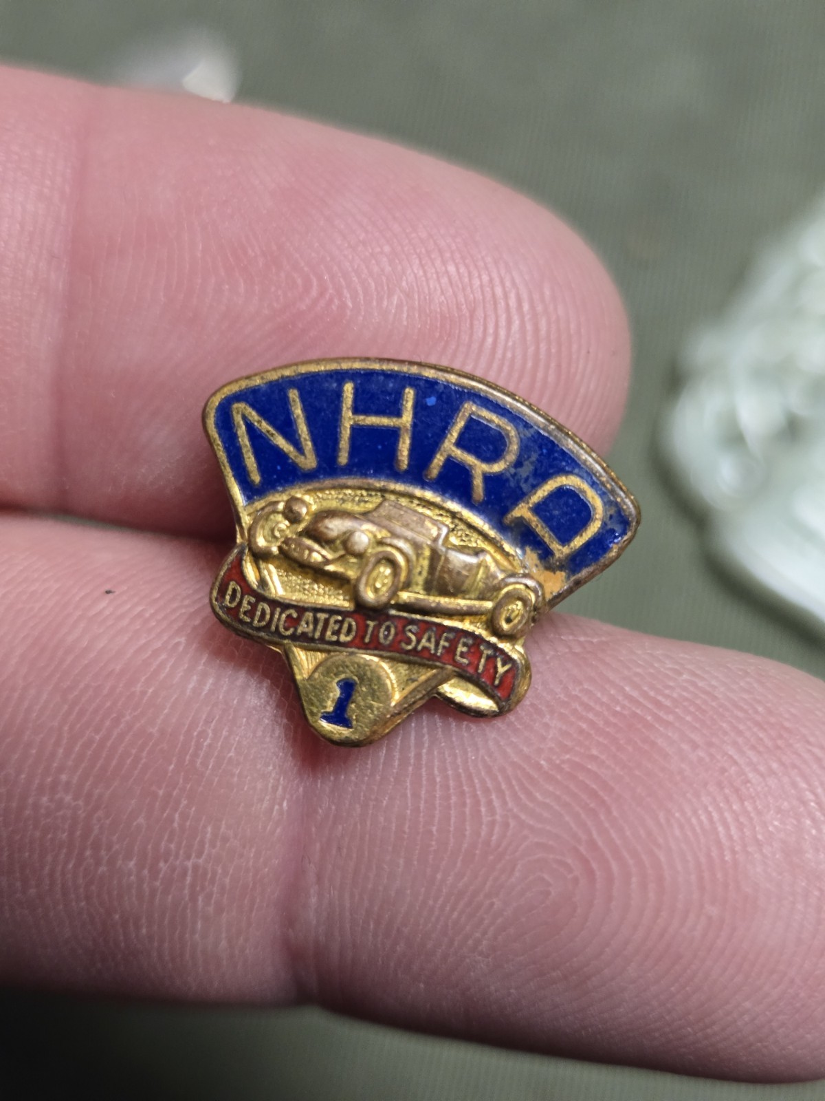 Scarce VRHTF NHRA Old Vintage  RARE 1951 Race CAR Hot Rod 1 Year PIN Screw Back