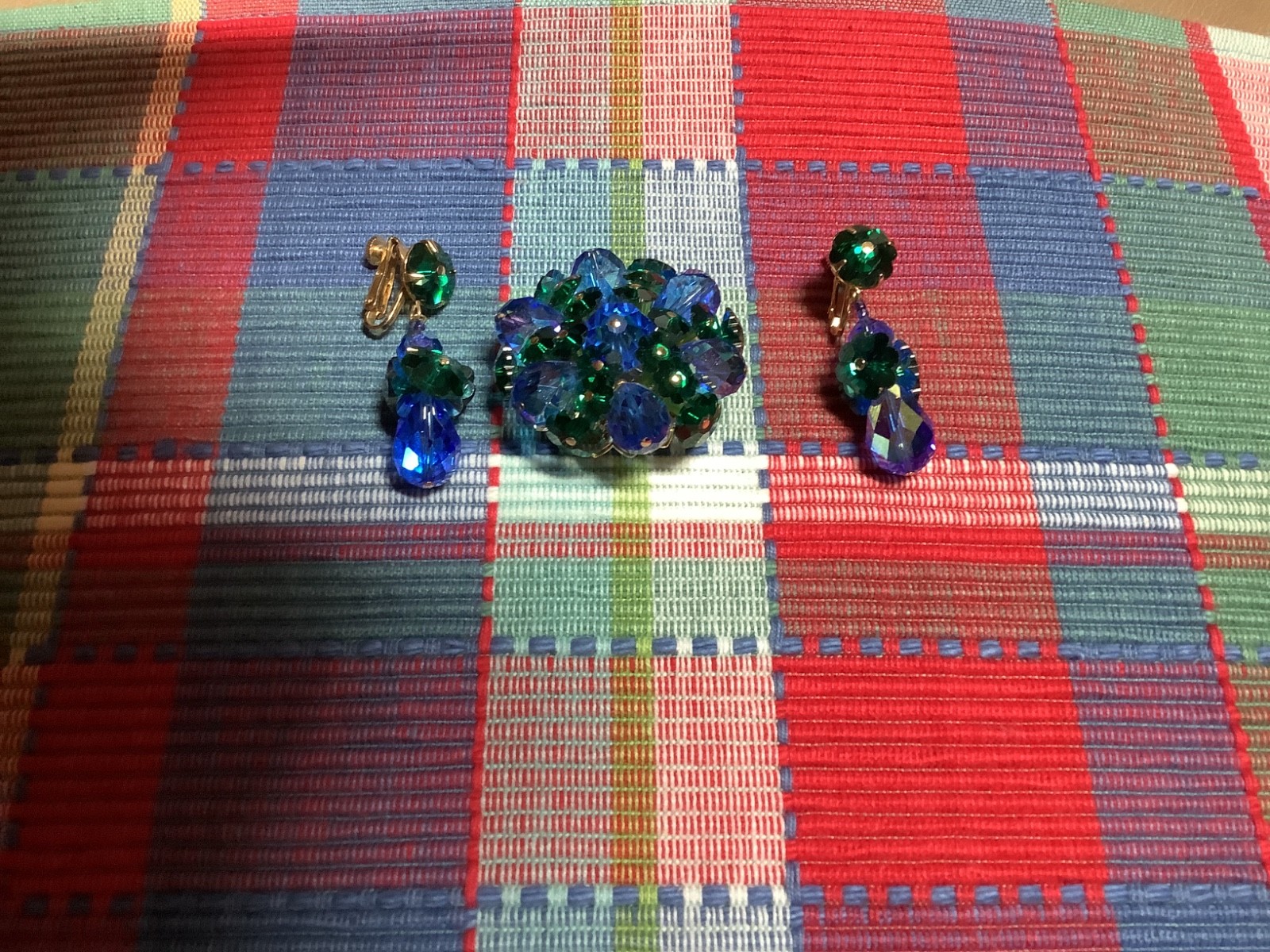 Vendome Blue Green Rivoli Brooch and Matching Earrings all signed Vendome Blue Green Rivoli Brooch and Matching Earrings all signed