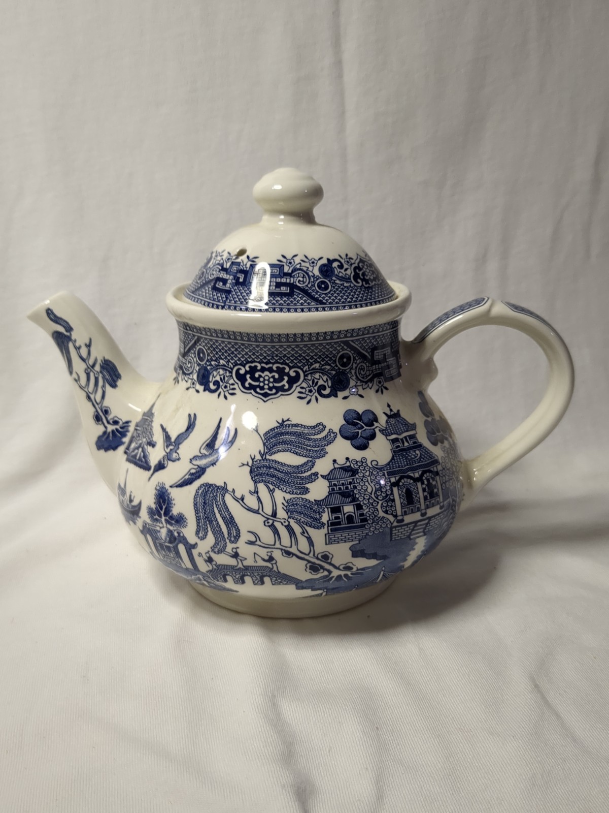 Churchill Blue Willow Teapot - Full Size 7”  