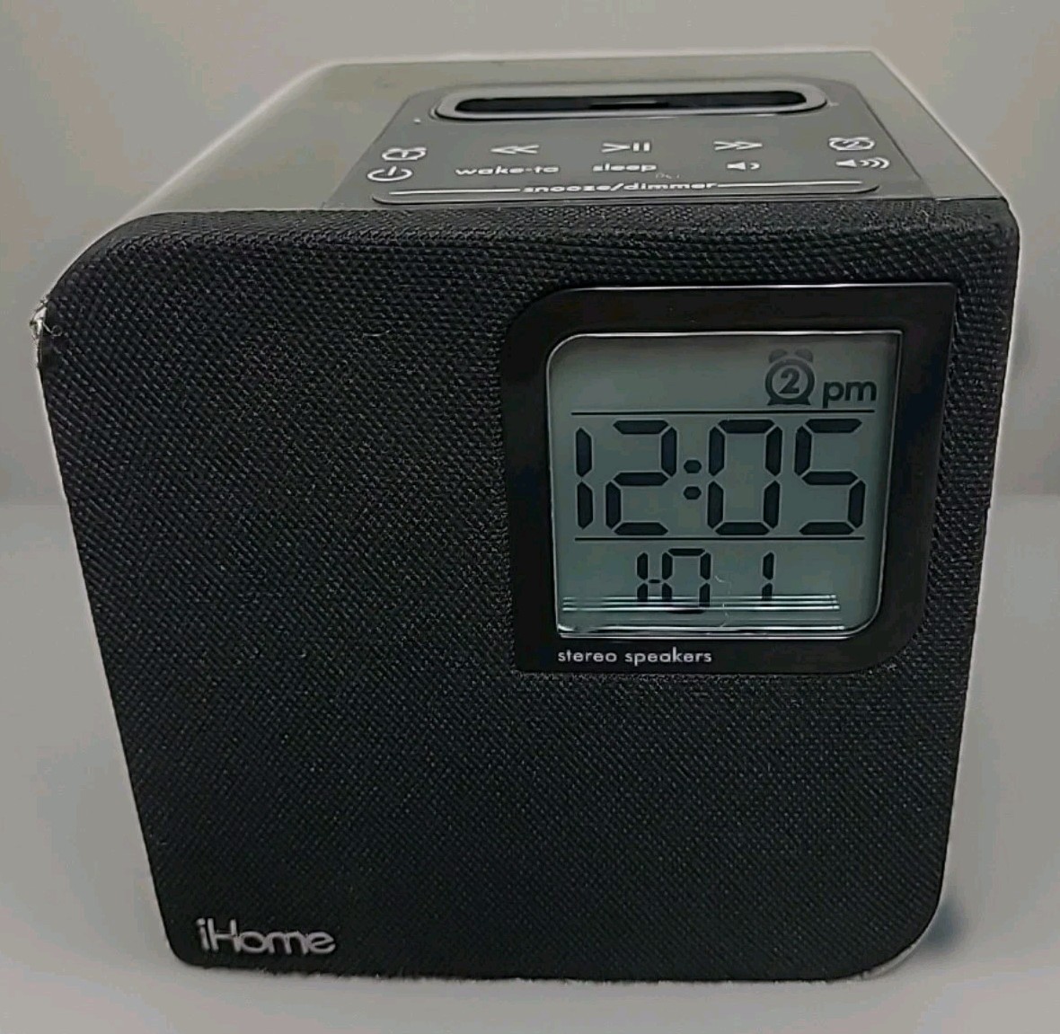 iHome iH120B Black Clock Radio Dock Stereo Speakers Alarm FM/AM iPod9 Tested 