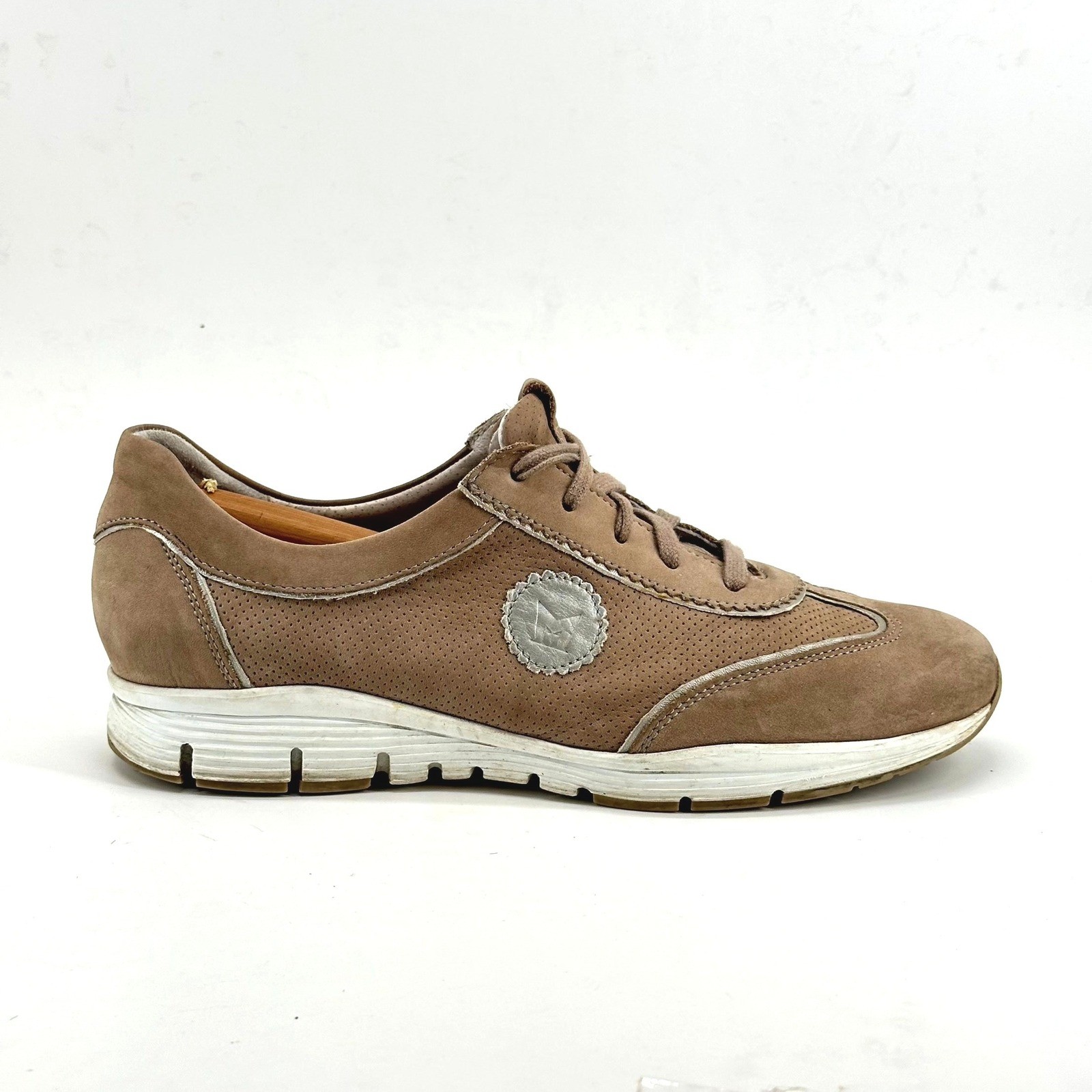 Mephisto Yael Sneakers Tan Nubuck Leather Perforated Lace Up Womens 8 EUR 5.5 Mephisto Yael Sneakers Tan Nubuck Leather Perforated Lace Up Womens 8 EUR 5.5