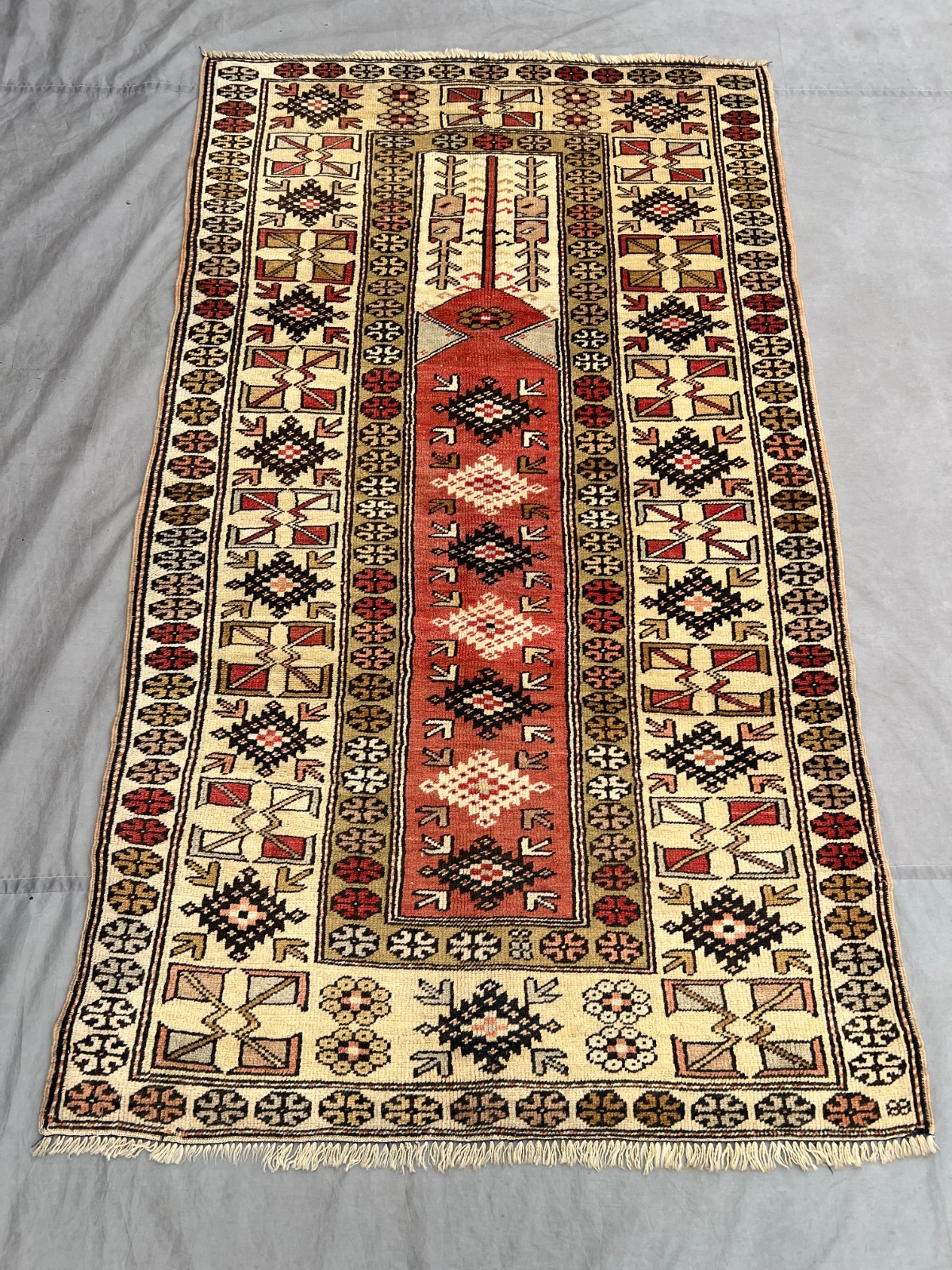 Heritage Find 3\'5x6 Kazak Style Cream Wool Geometric Tribal Living Room Area Rug