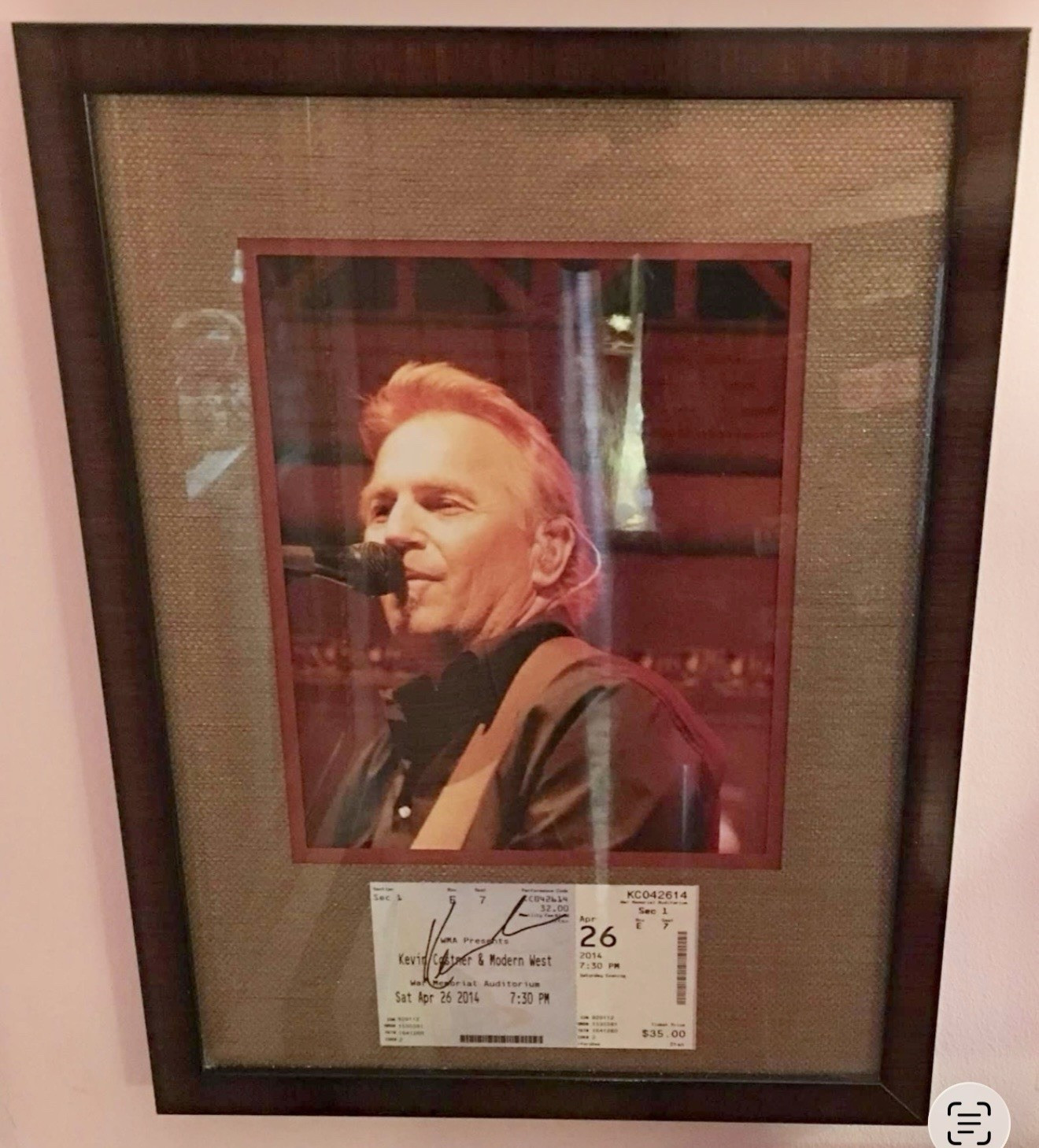 Kevin Costner Signed Matted & Framed Color Photo 2014 w/ Ticket Stub