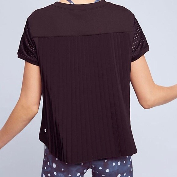 NWT Anthropologie Vimmia Fly Away Pleated Back Swing Top Size S Black Activewear