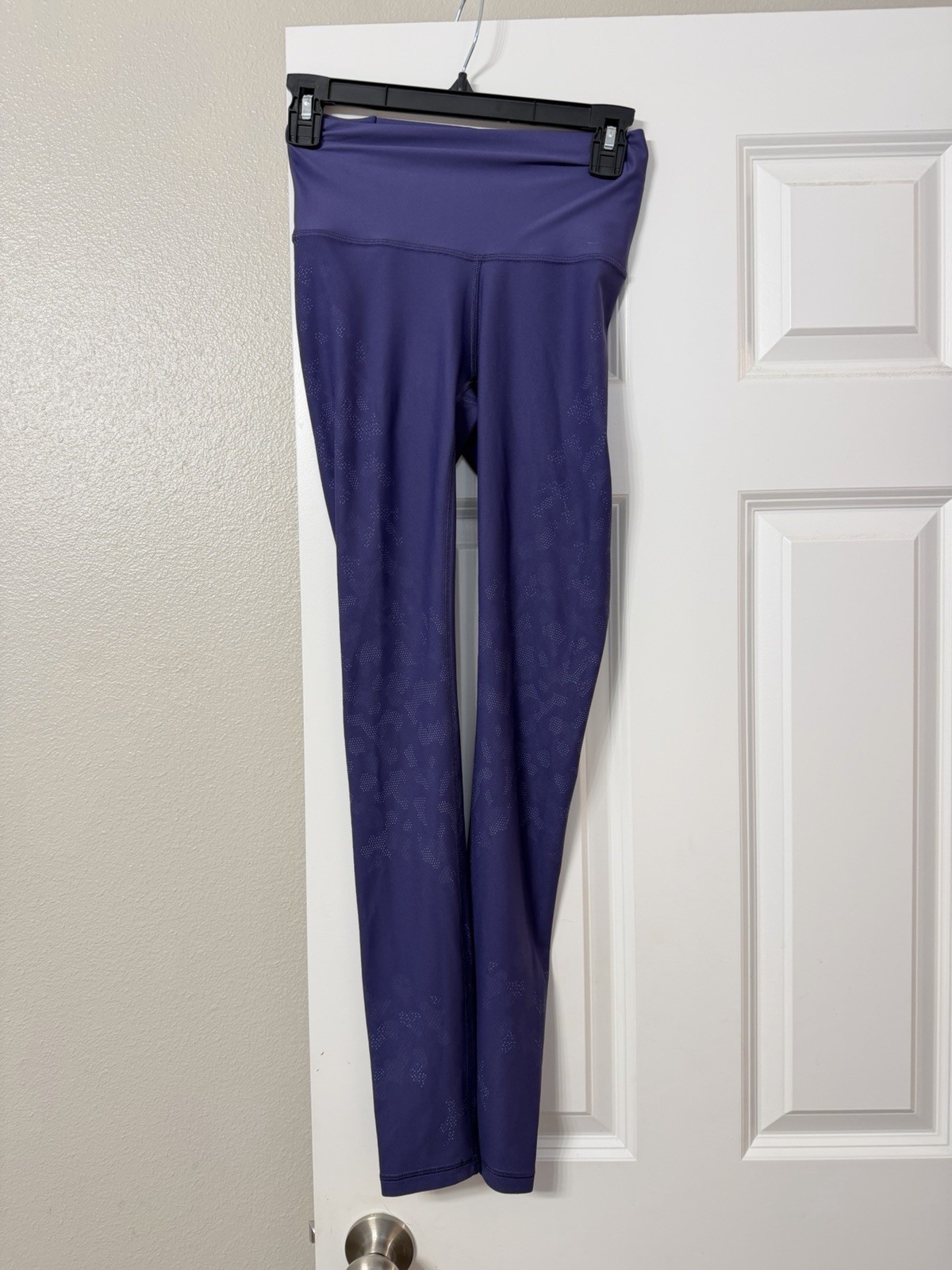 Lululemon Mapped Out High-Rise Purple Leggings Size 2 Lululemon Mapped Out High-Rise Purple Leggings Size 2