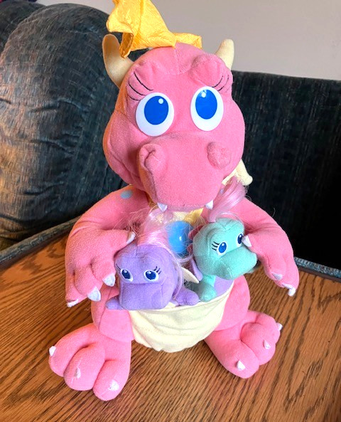 1999 Dragon Tales Babysitting Surprise Cassie Plush Toy AND 2 Baby Dragons 1999 Dragon Tales Babysitting Surprise Cassie Plush Toy AND 2 Baby Dragons