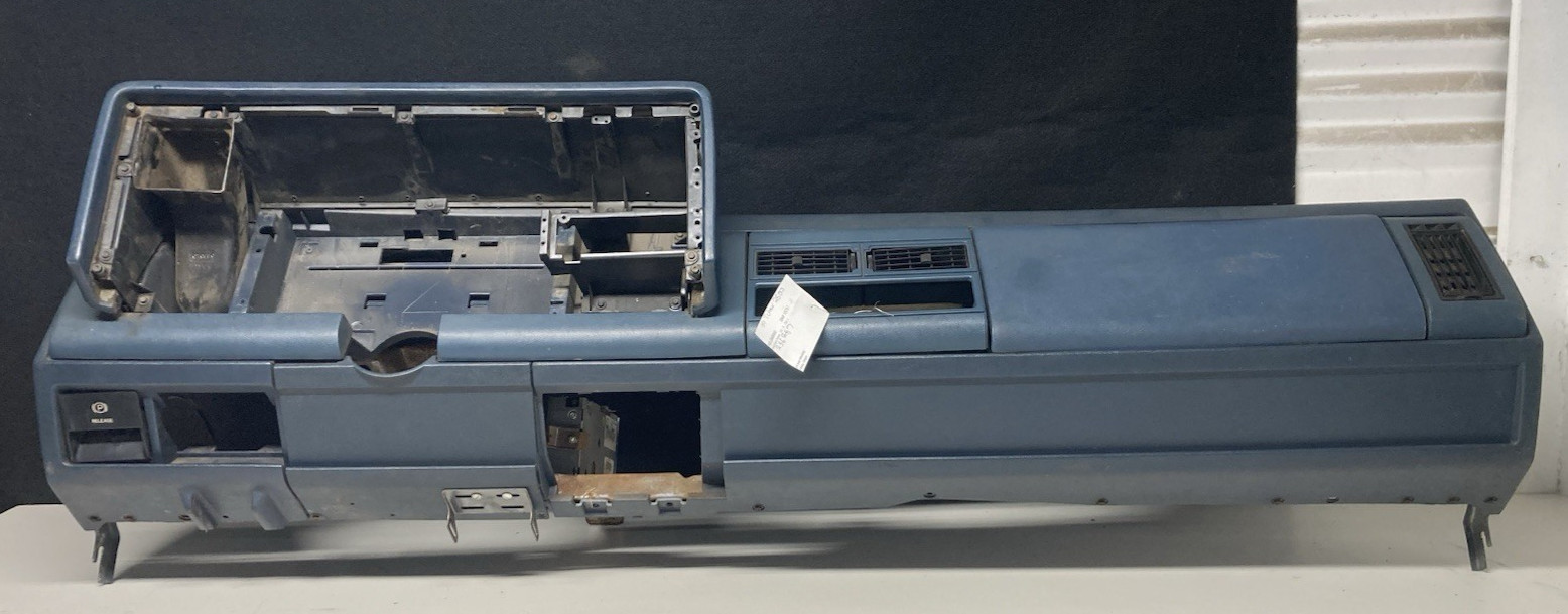 1988-1994 CHEVROLET C/K 1500 2500 Silverado Truck DASHBOARD DASH OBS Blue