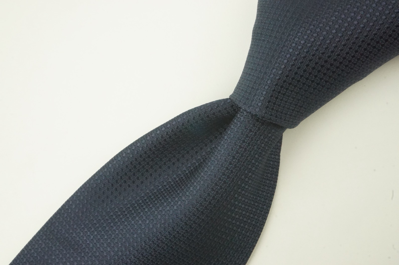 Canali Solid Navy Blue Woven 100% Silk Tie Brand New With Tags