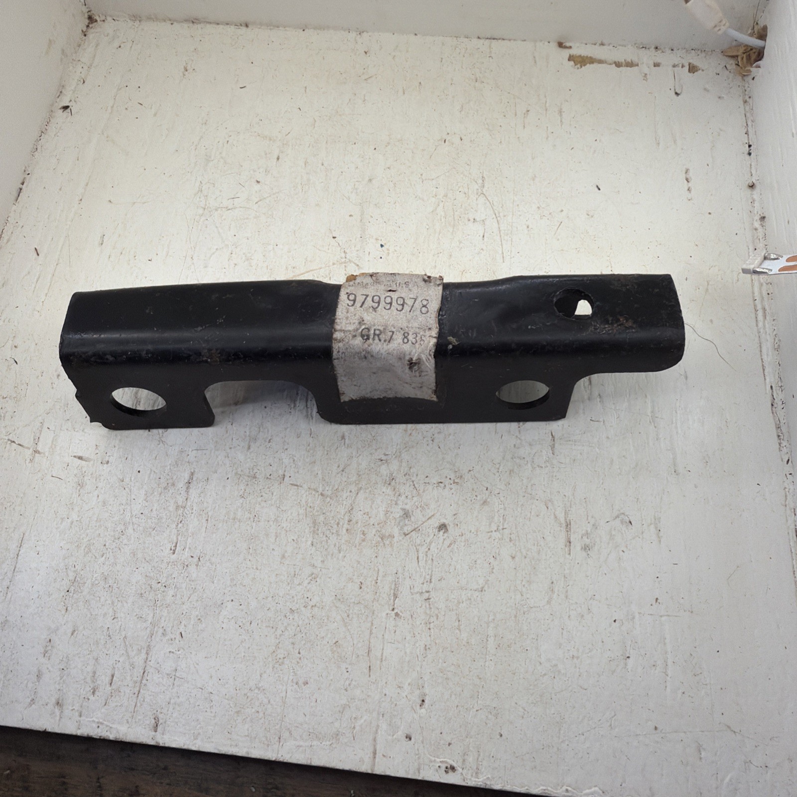 NOS OEM GM 9799978 RH Rear Bumper Bracket Fits 1970-1972 Pontiac Firebird New