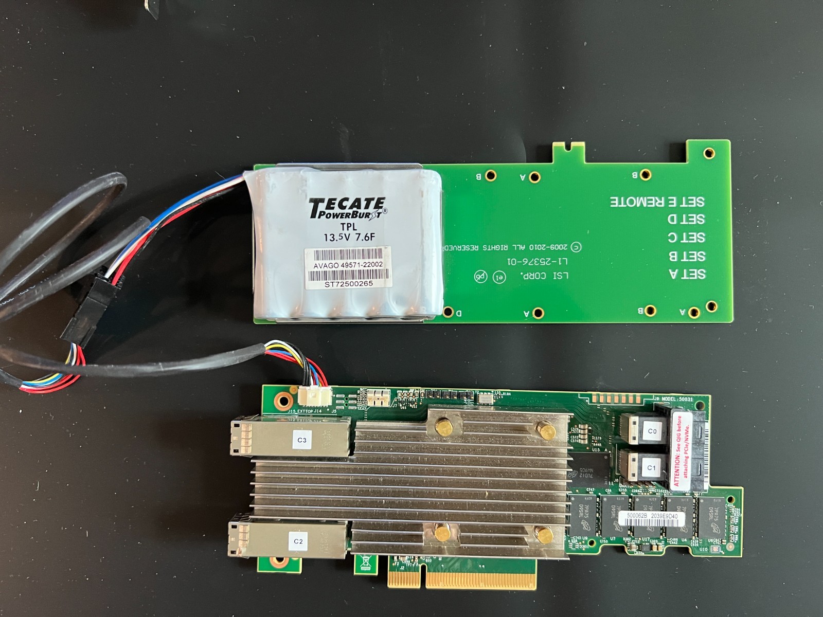 Broadcom LSI Avago RAID card MegaRAID SAS 9480-8i8e 05-50031-00