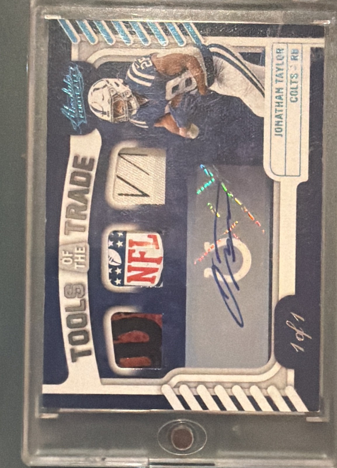 Jonathan Taylor, 1/1 Tools Of Trade, Nfl Shield Football Leather Patch Auto Jonathan Taylor, 1/1 Tools Of Trade, Nfl Shield Football Leather Patch Auto
