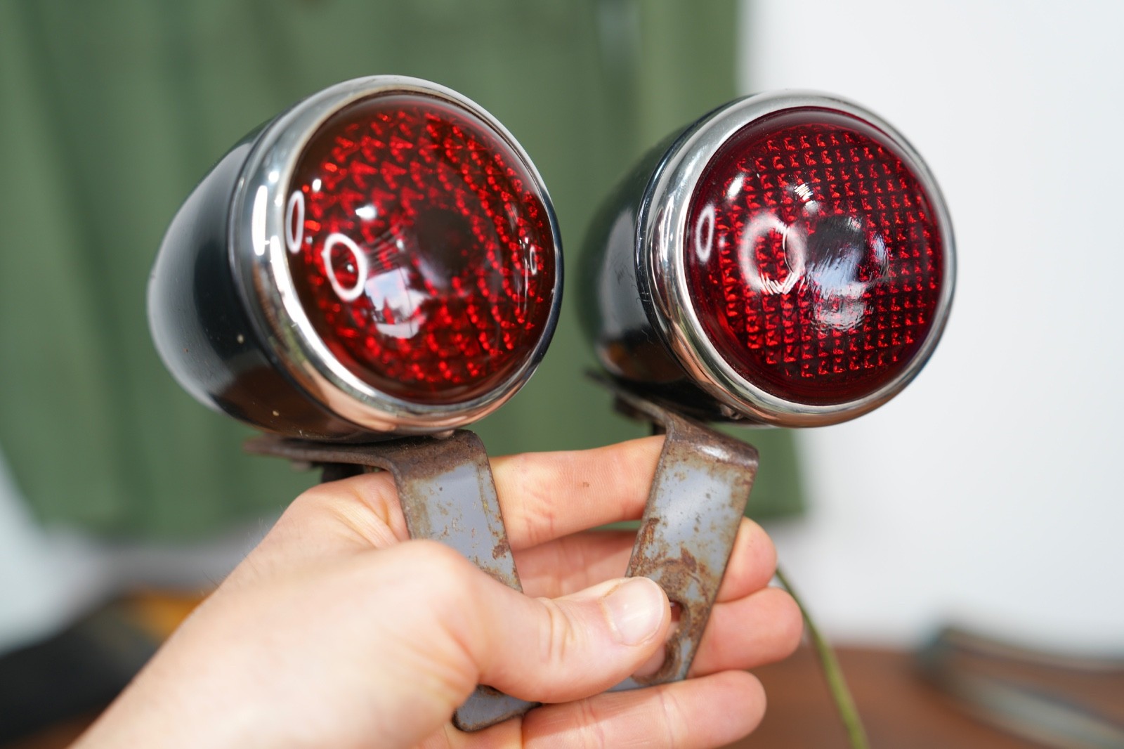 Vintage 1937 Ford Taillight Bullet Lamps Glass Lens Rat Hot Rod w/ Bracket Vintage 1937 Ford Taillight Bullet Lamps Glass Lens Rat Hot Rod w/ Bracket