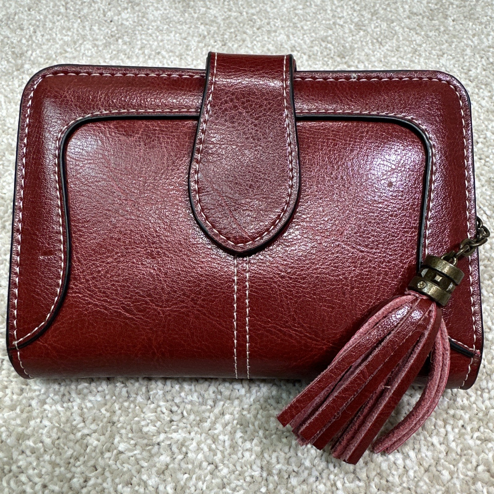 Women Wallet Genuine Leather Trifold Ladies Wallet Red Tassel Medium Card Holder Women Wallet Genuine Leather Trifold Ladies Wallet Red Tassel Medium Card Holder