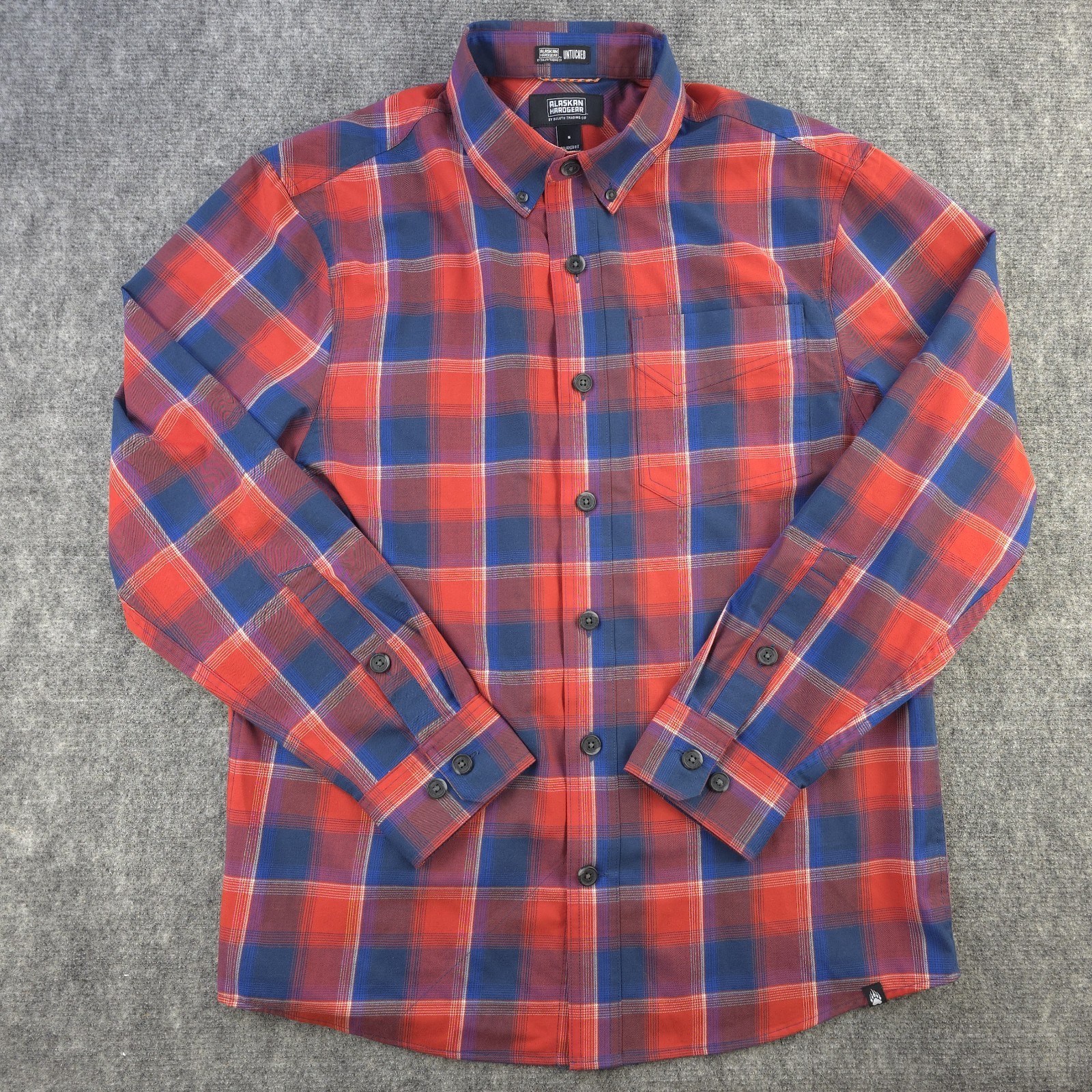 Alaskan Hardgear Shirt Small Relaxed Fit Red Blue Plaid Wool Polyester Blend