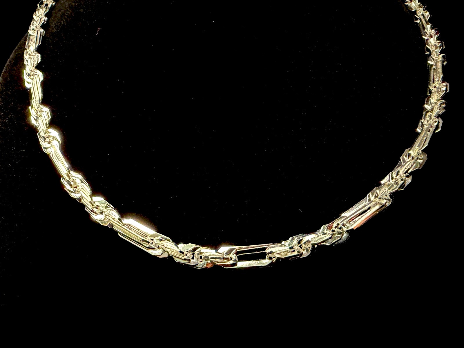 Figarope Milano 22in 5MM Italy 925 stamped silver premium finish Brand New Figarope Milano 22in 5MM Italy 925 stamped silver premium finish Brand New