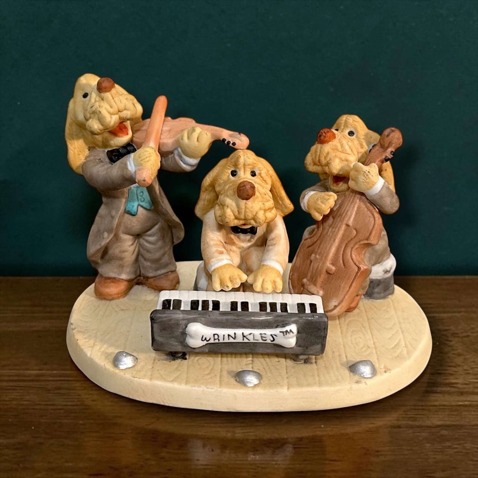 Vintage Official Ganzbros Wrinkles Dogs playing music, ceramic figurines