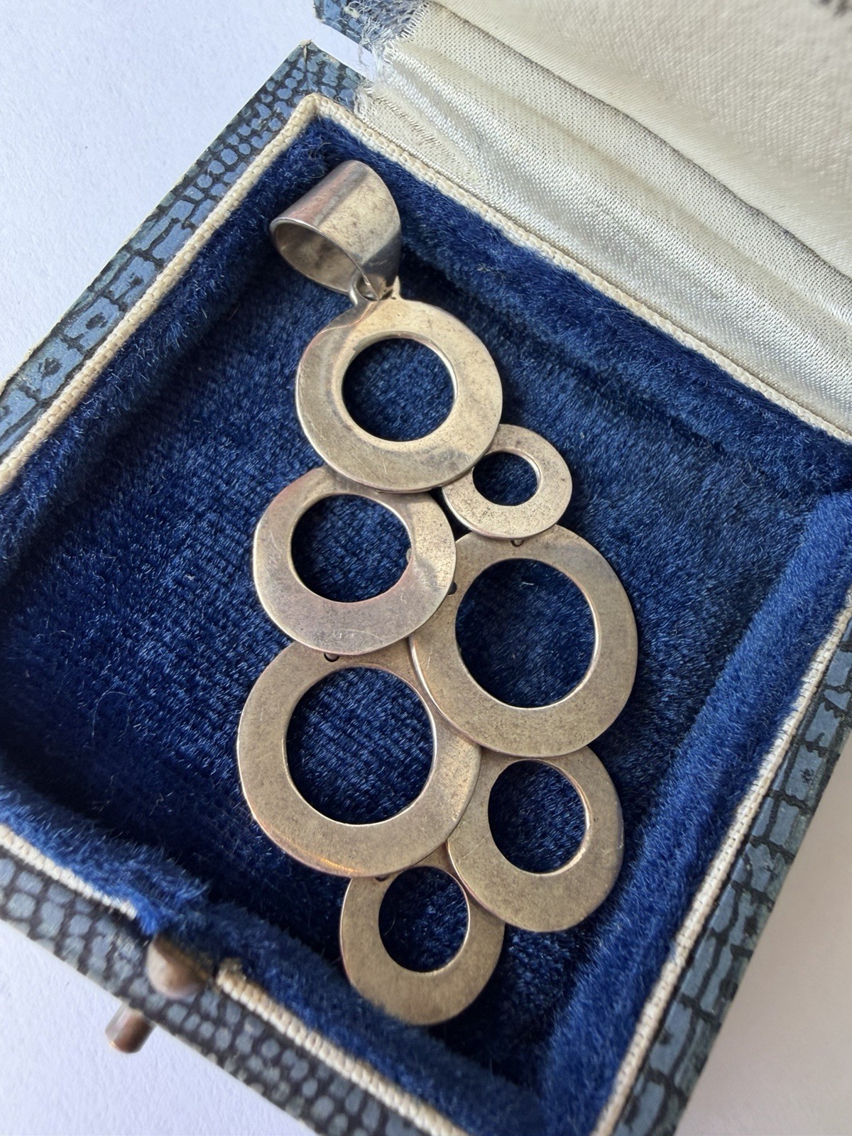 Vintage Sterling Silver Modernist Articulated Circle Pendant – 925