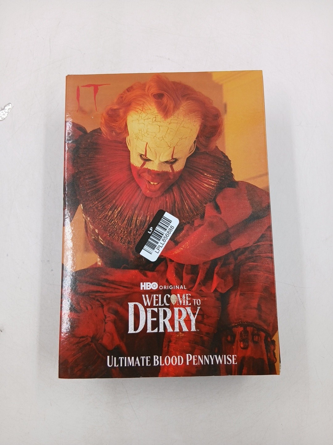 NECA Welcome To Derry - Ultimate Blood Pennywise Action Figure (#R3-A2)