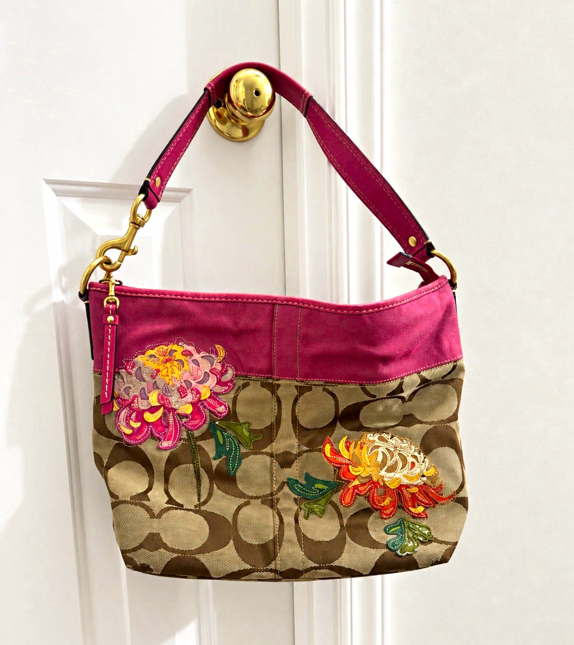 2008 vintage limited-edition Coach Signature Stripe Floral Appliqué Hobo Bag